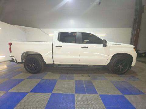 CHEVROLET CUSTOM - 4