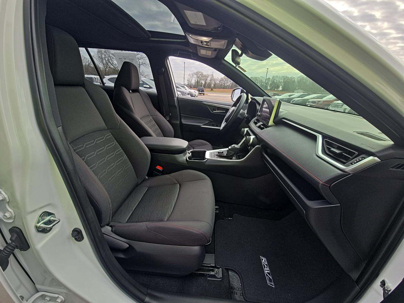 2024 Toyota RAV4 Prime SE AWD