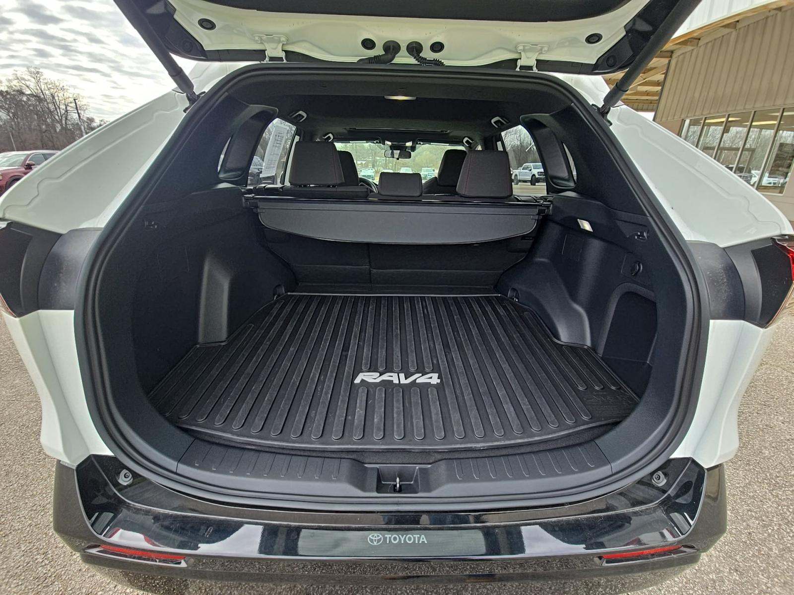 2024 Toyota RAV4 Prime SE AWD