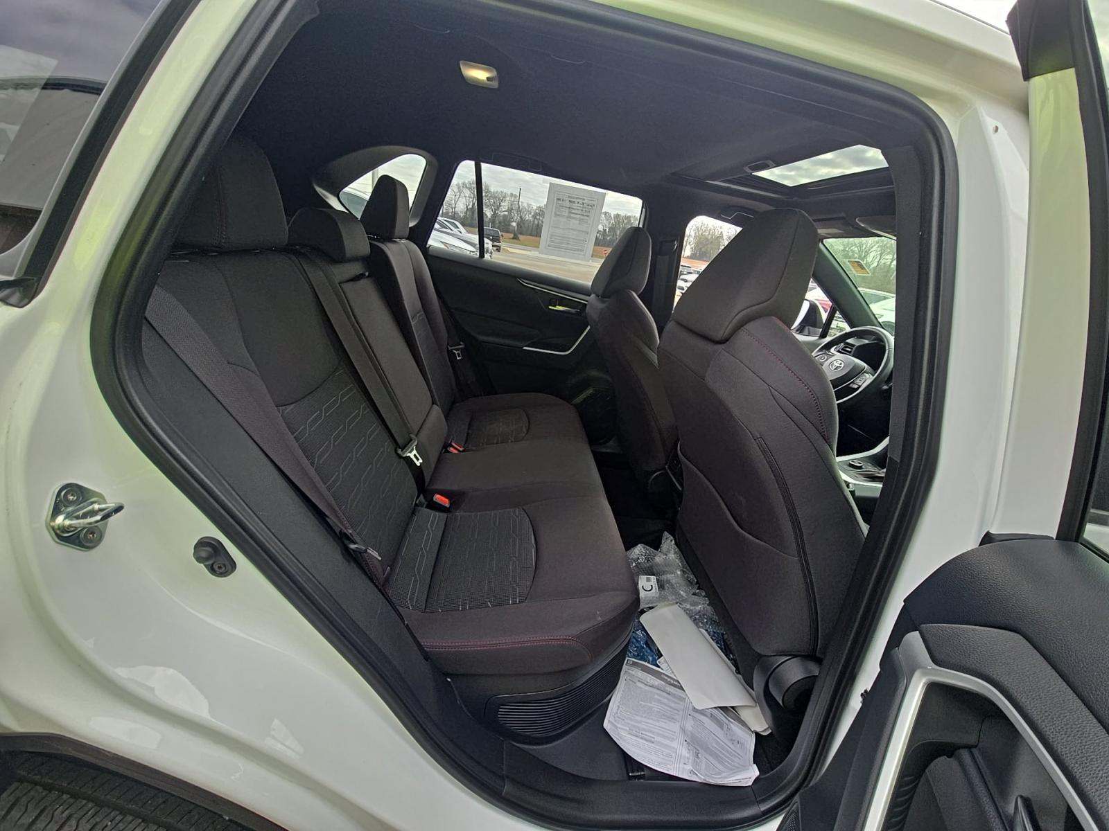 2024 Toyota RAV4 Prime SE AWD