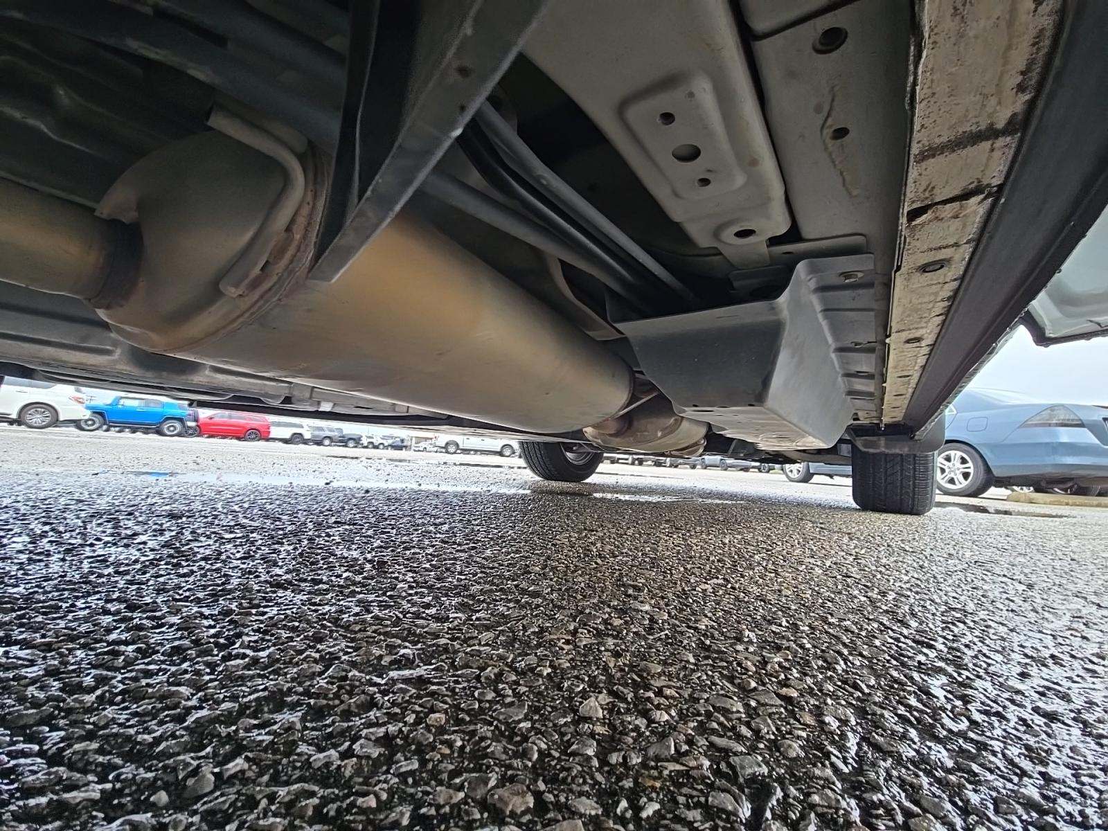 2023 Nissan Pathfinder SL FWD