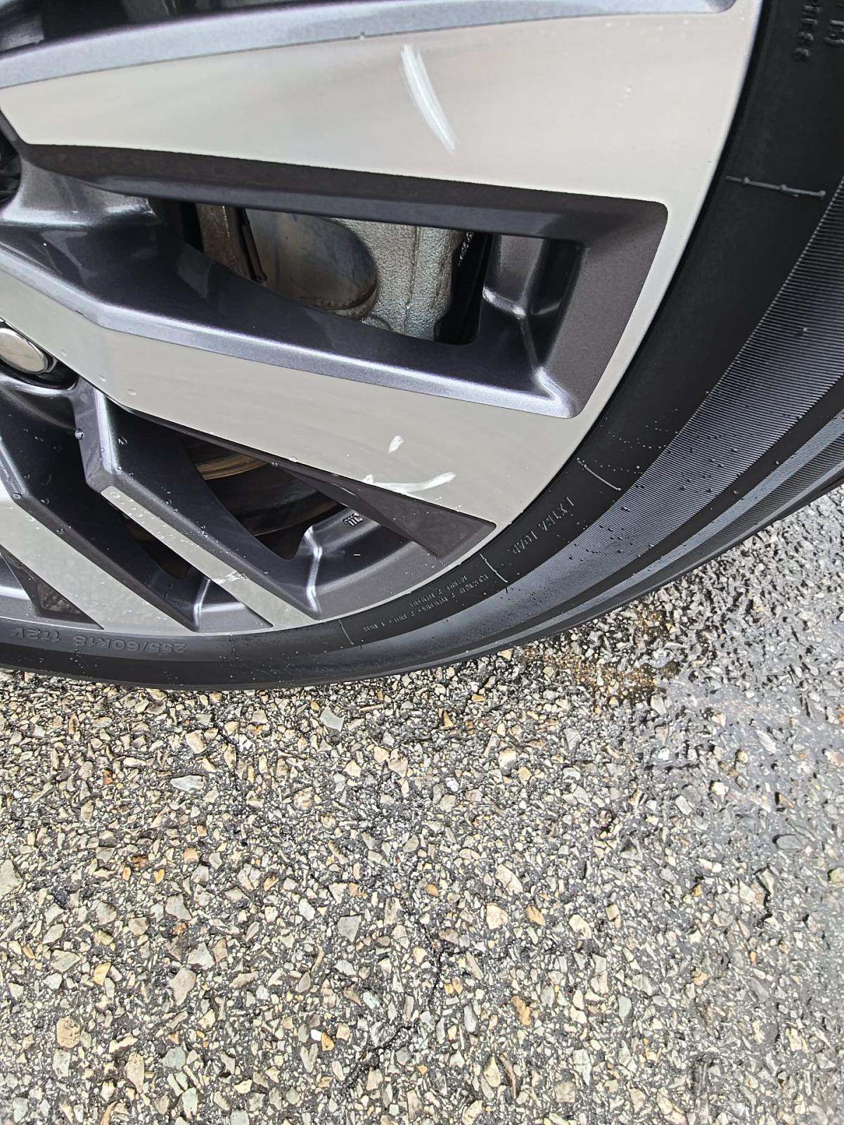 2023 Nissan Pathfinder SL FWD