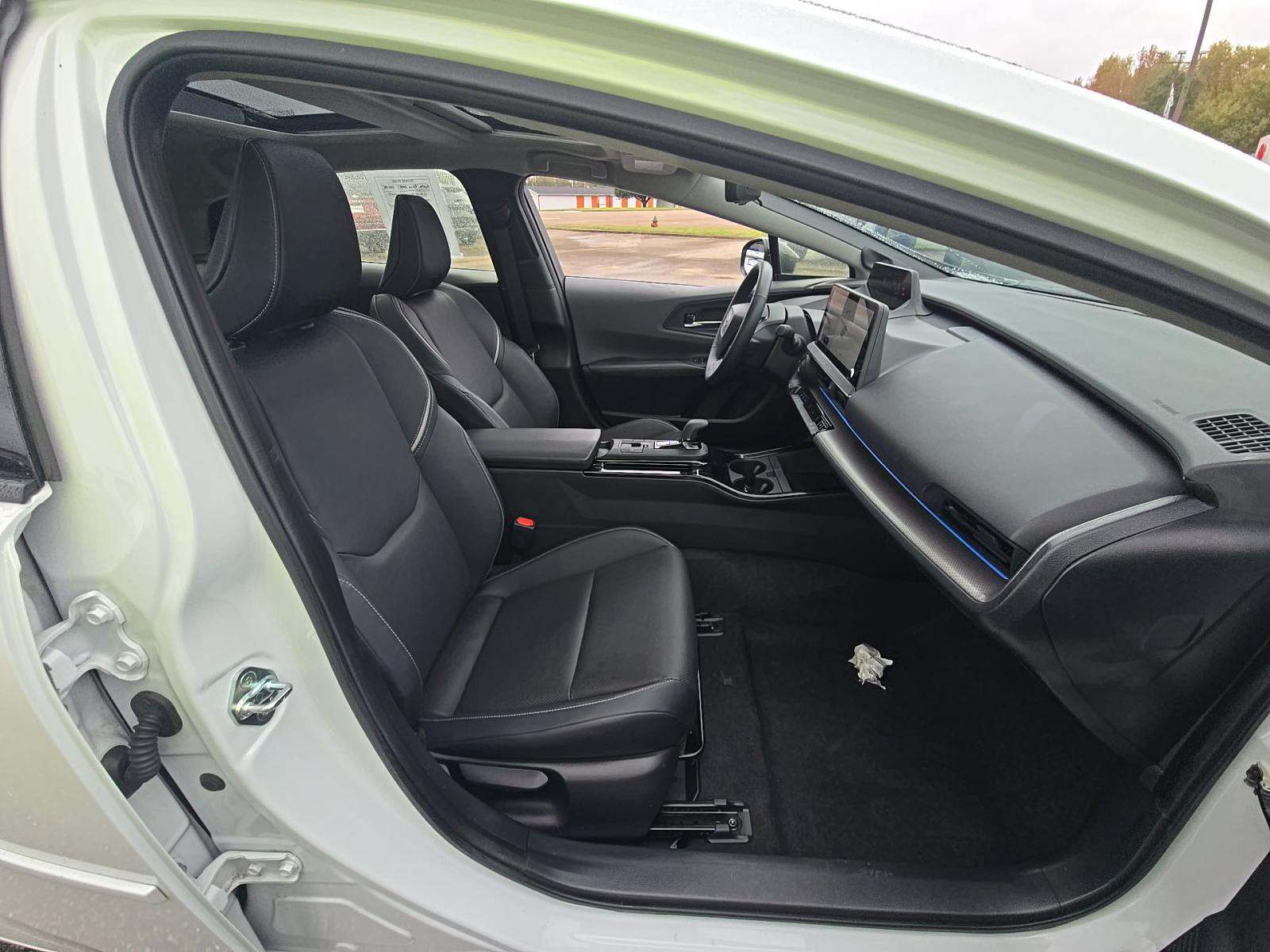 2023 Toyota Prius Limited AWD