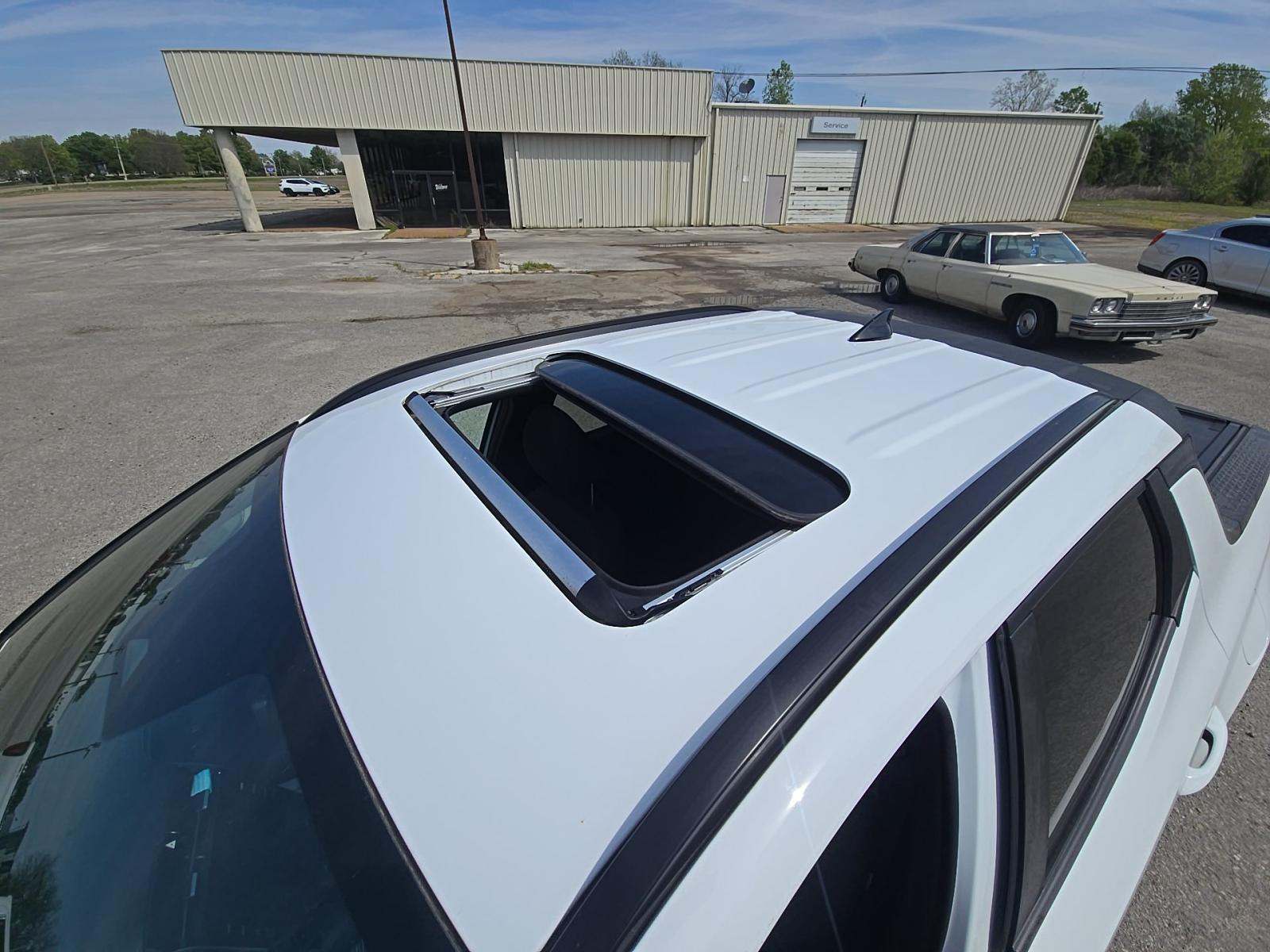 HYUNDAI SEL PREMIUM - 8