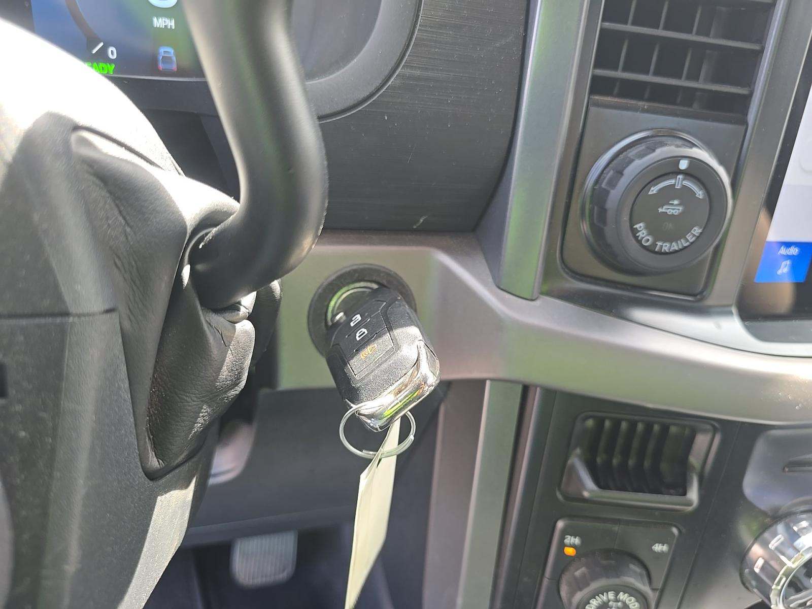 FORD F-150 - 4
