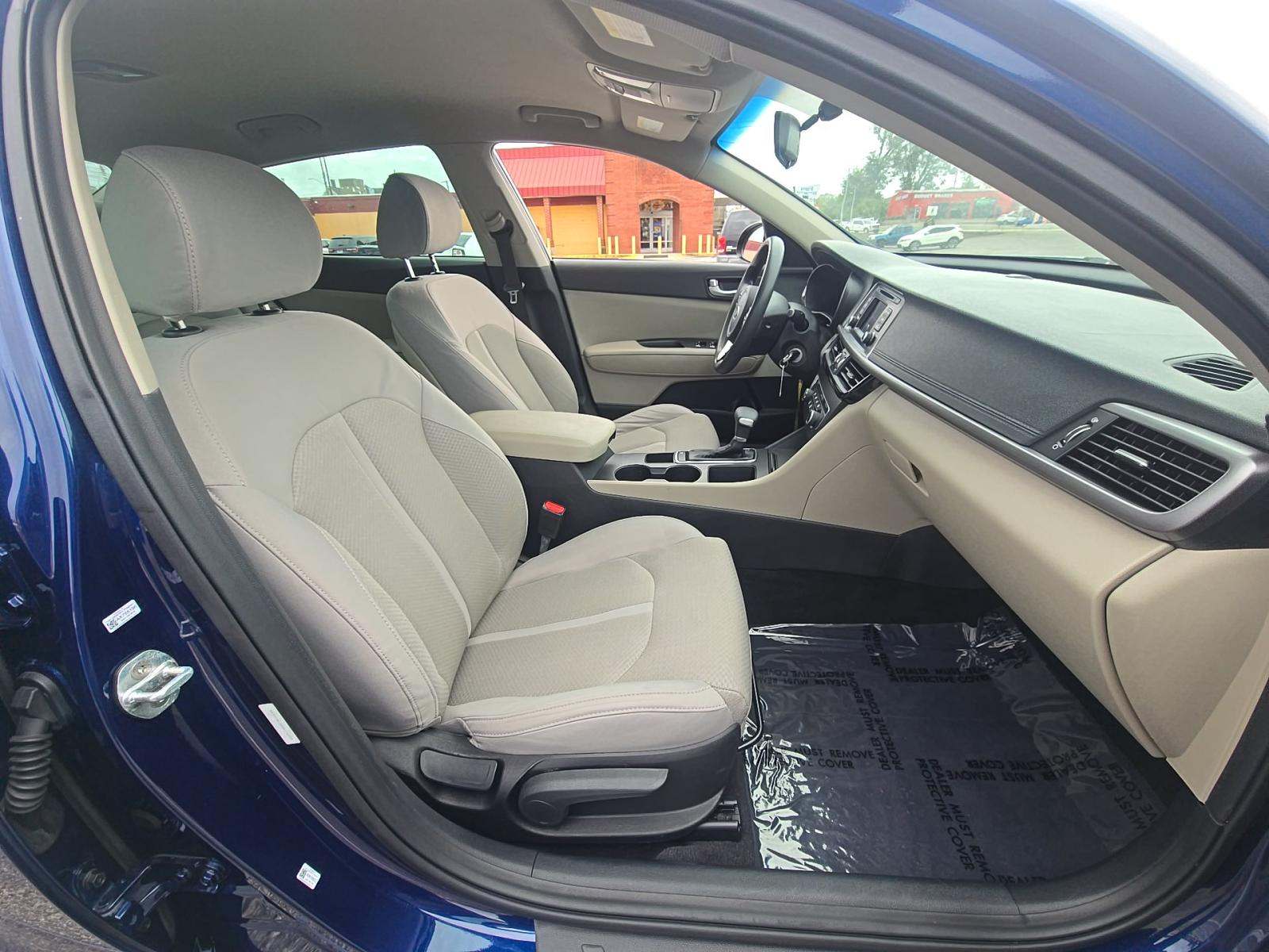 2017 Kia Optima LX FWD