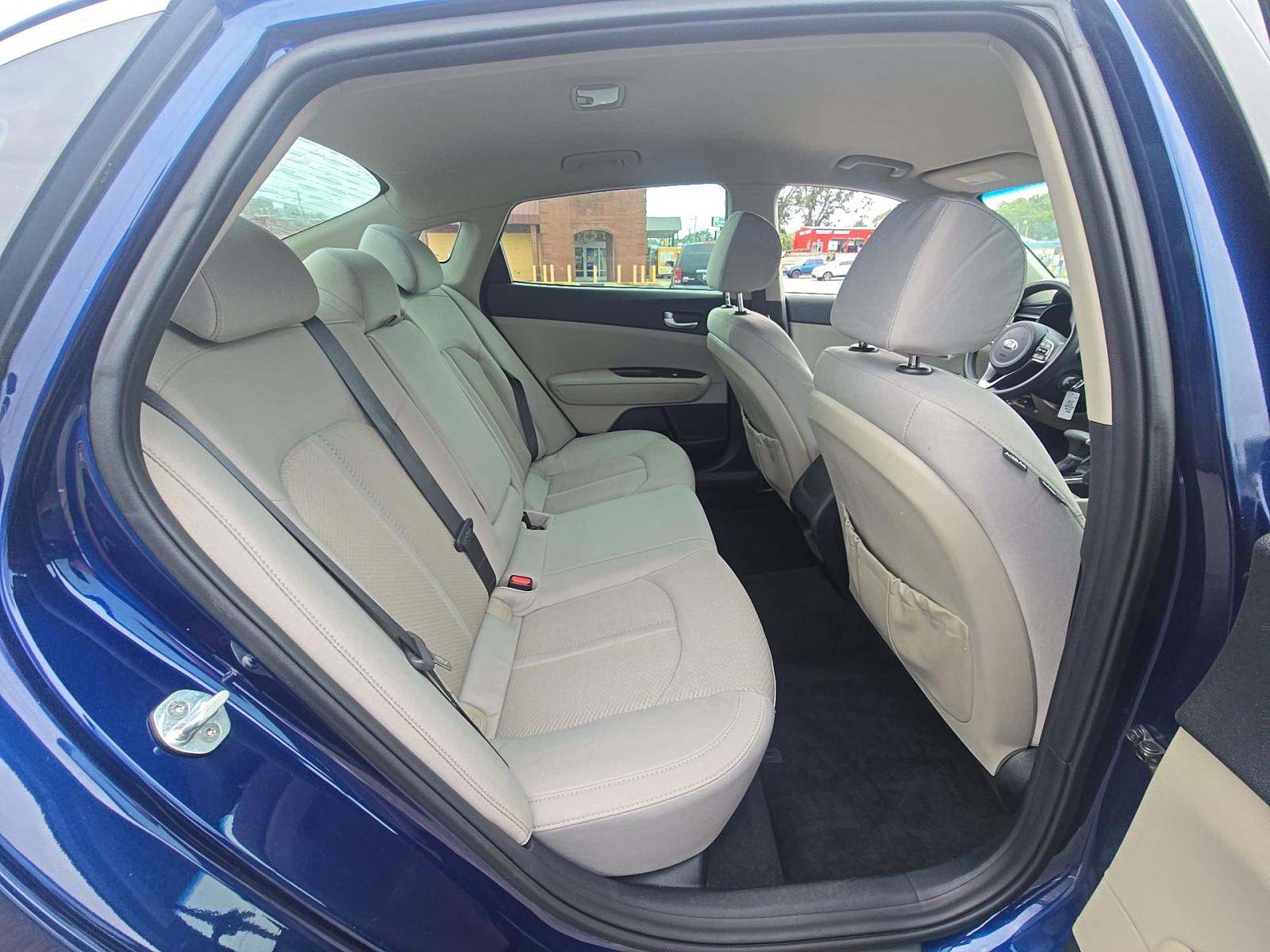 2017 Kia Optima LX FWD