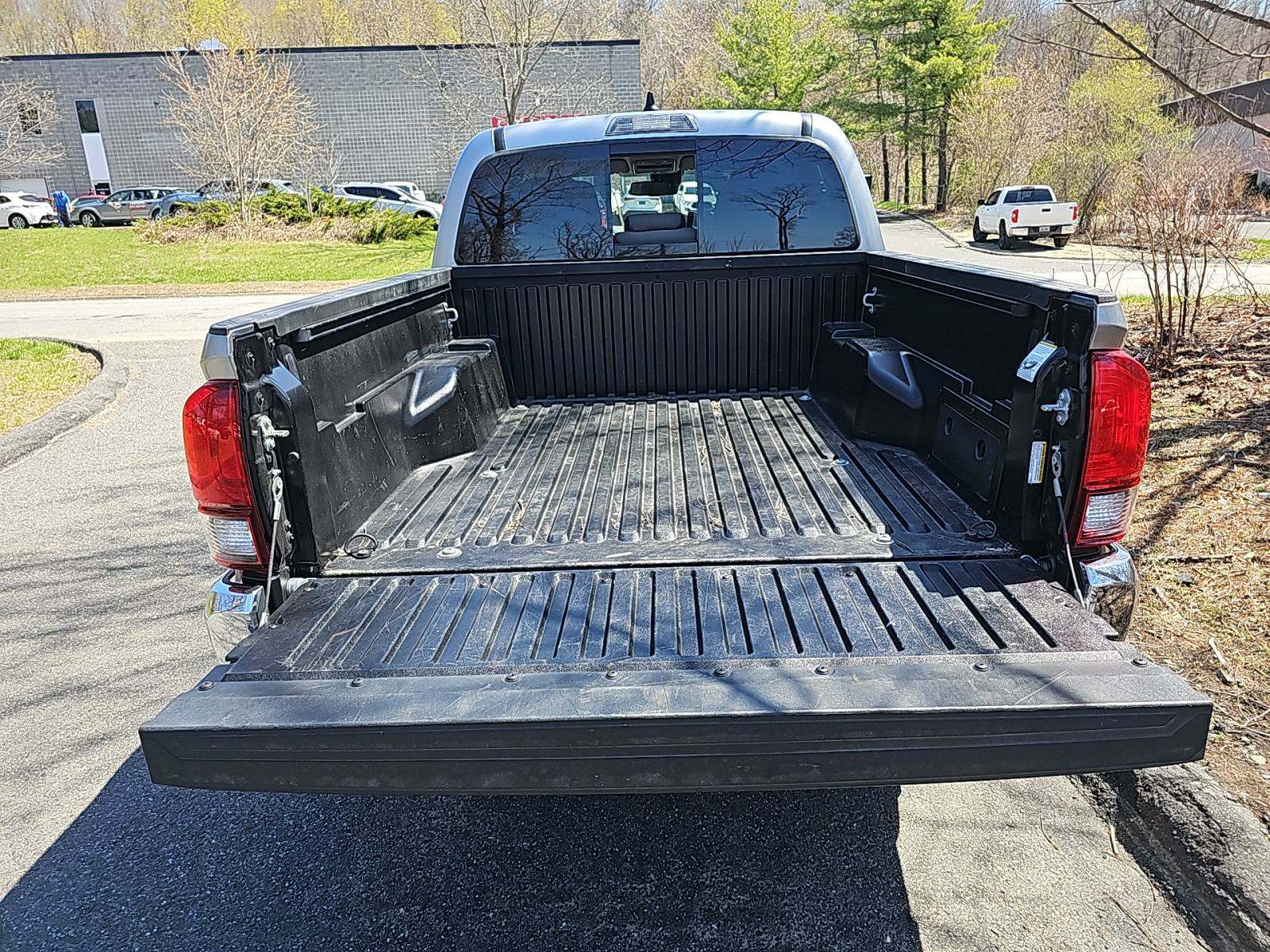 2023 Toyota Tacoma SR5 AWD