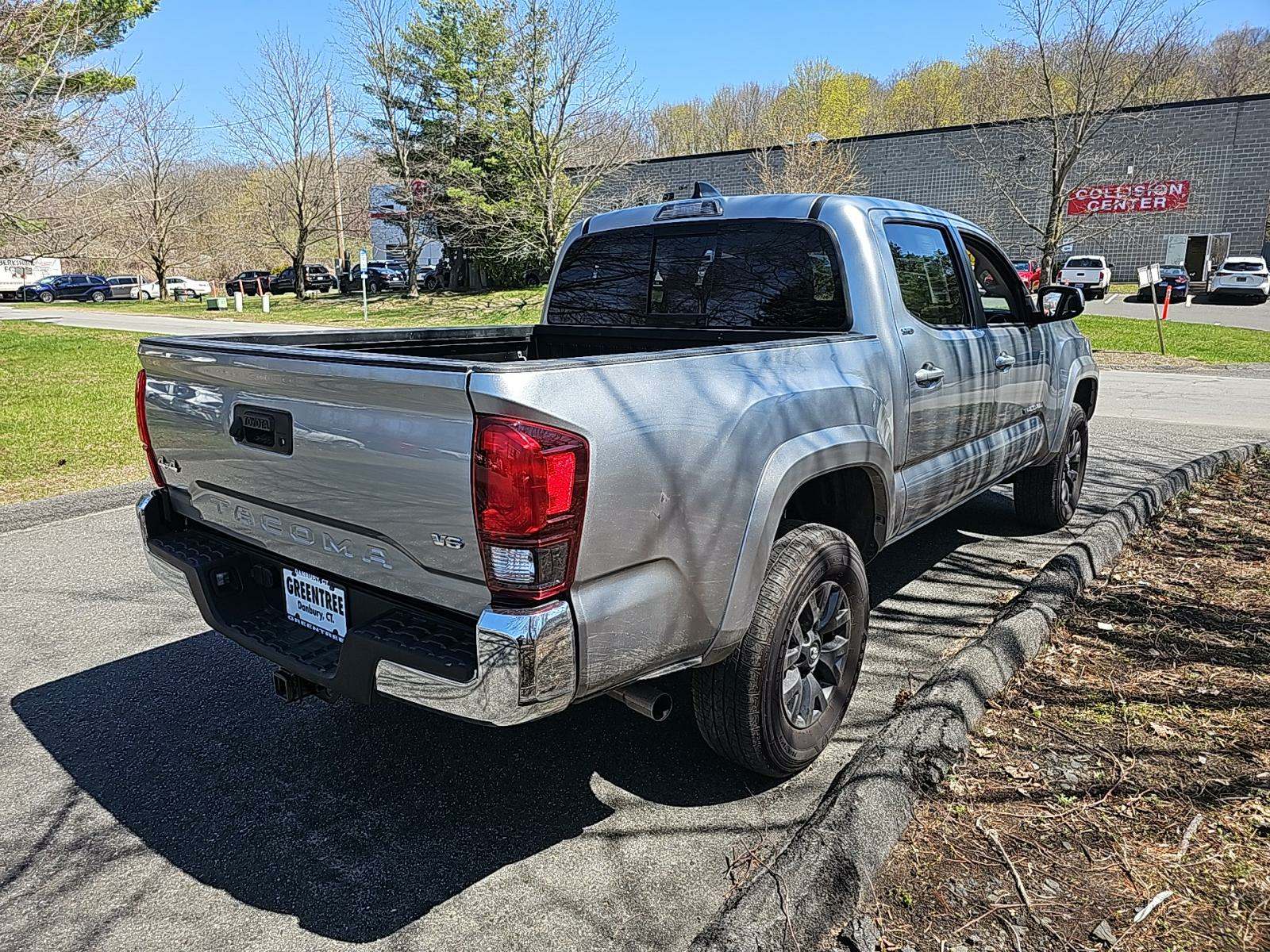 2023 Toyota Tacoma SR5 AWD