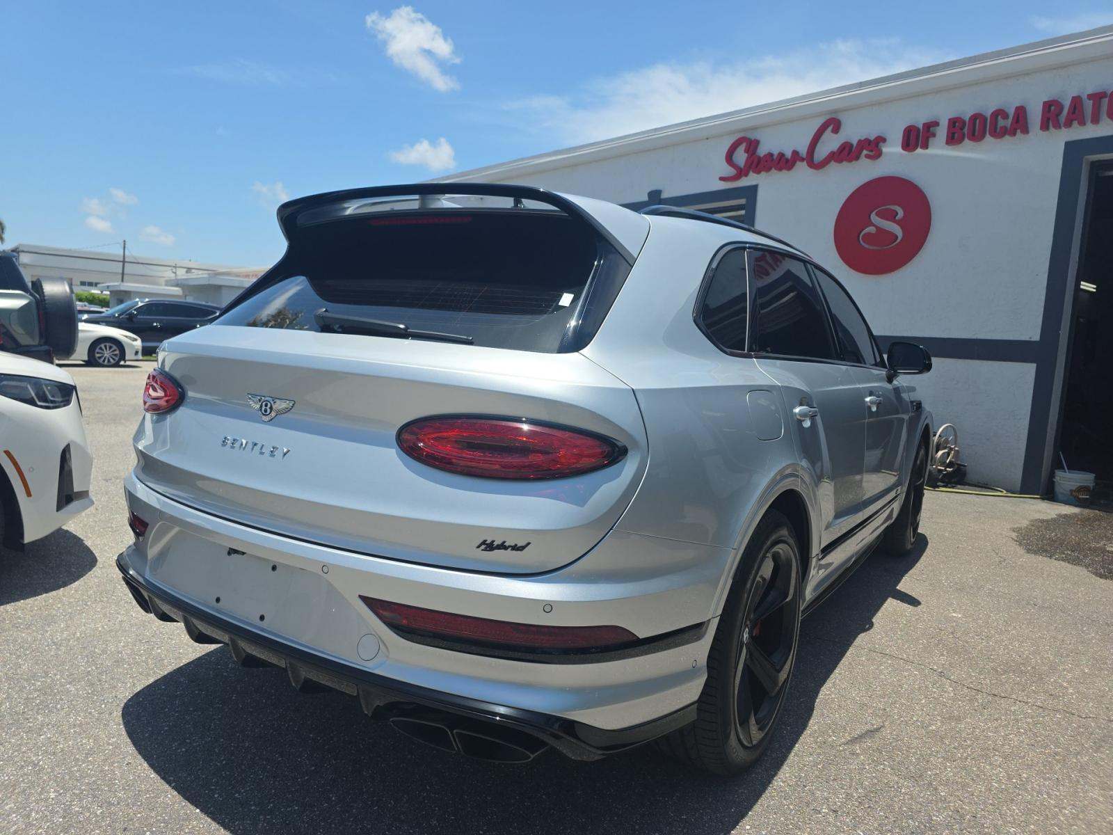 2023 Bentley Bentayga Hybrid AWD
