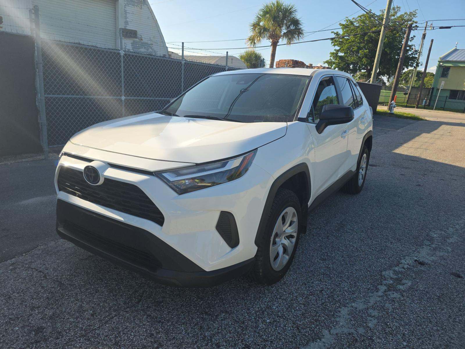 2024 Toyota RAV4 LE FWD