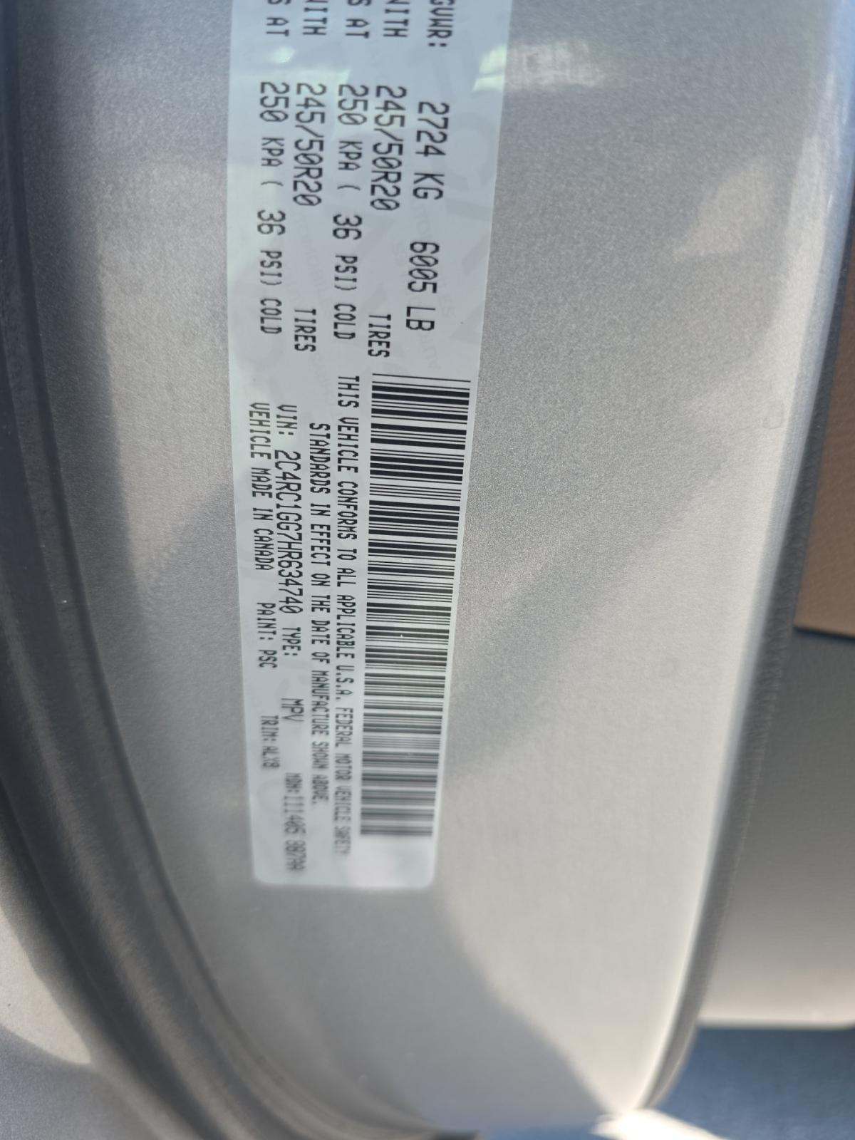 2017 Chrysler Pacifica Limited FWD