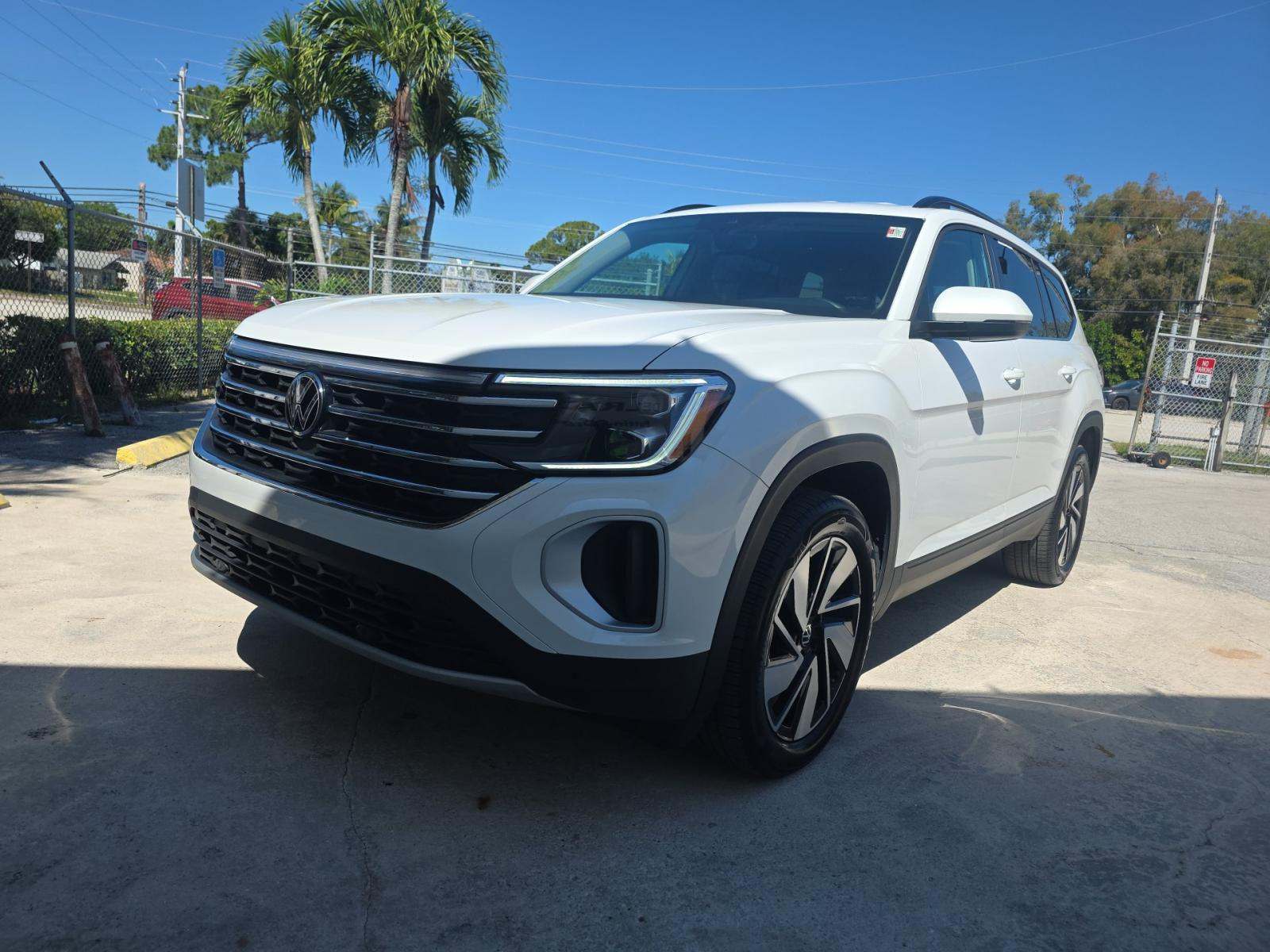2026 Volkswagen Atlas 2.0T SE FWD