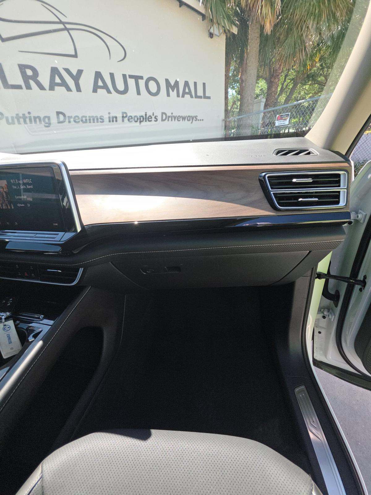 2026 Volkswagen Atlas 2.0T SE FWD