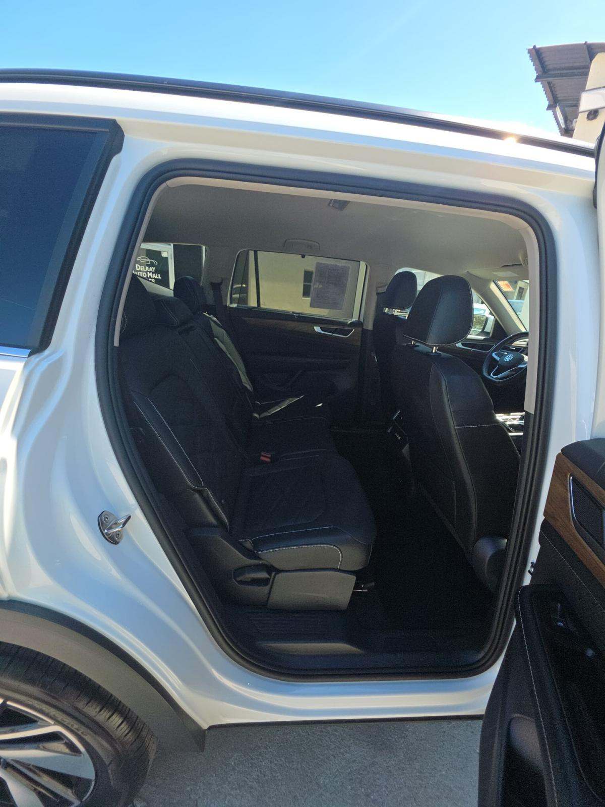 2026 Volkswagen Atlas 2.0T SE FWD