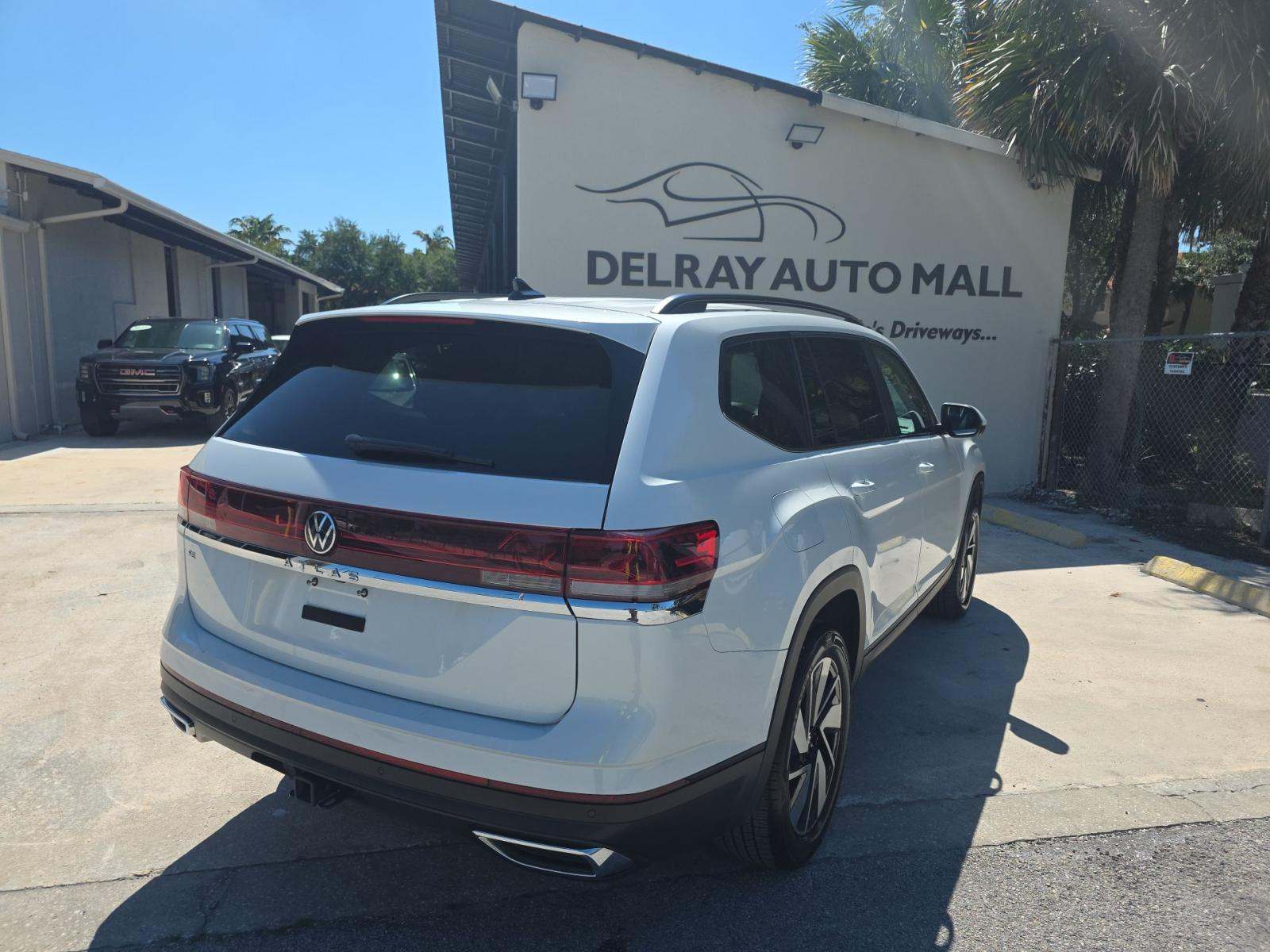 2026 Volkswagen Atlas 2.0T SE FWD