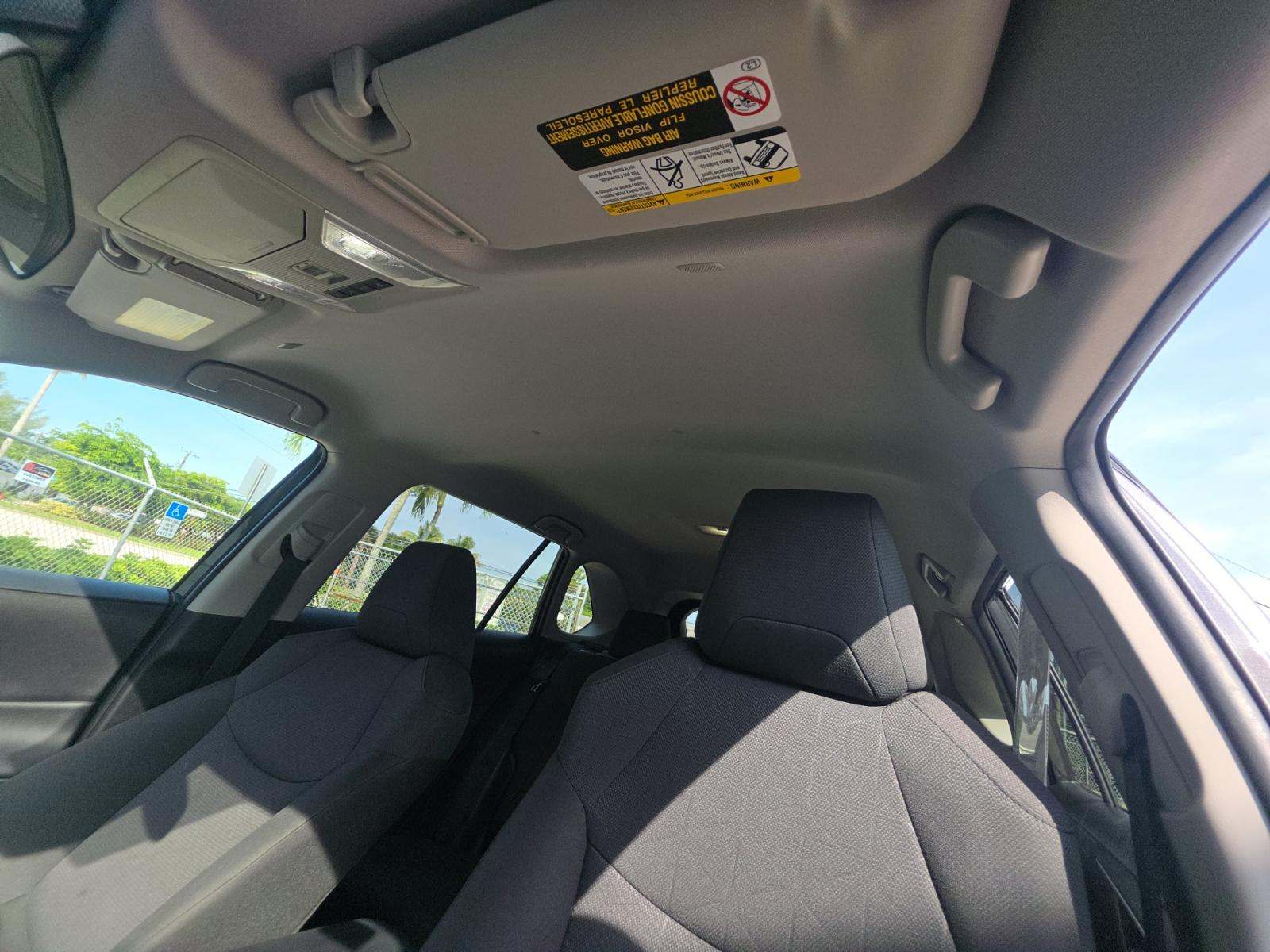 2025 Toyota RAV4 XLE FWD