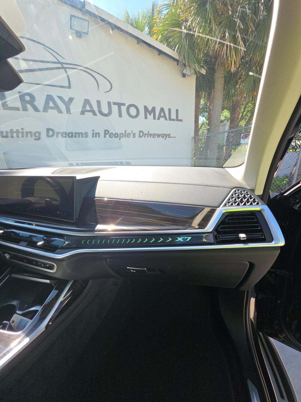 2026 BMW X7 xDrive40i AWD