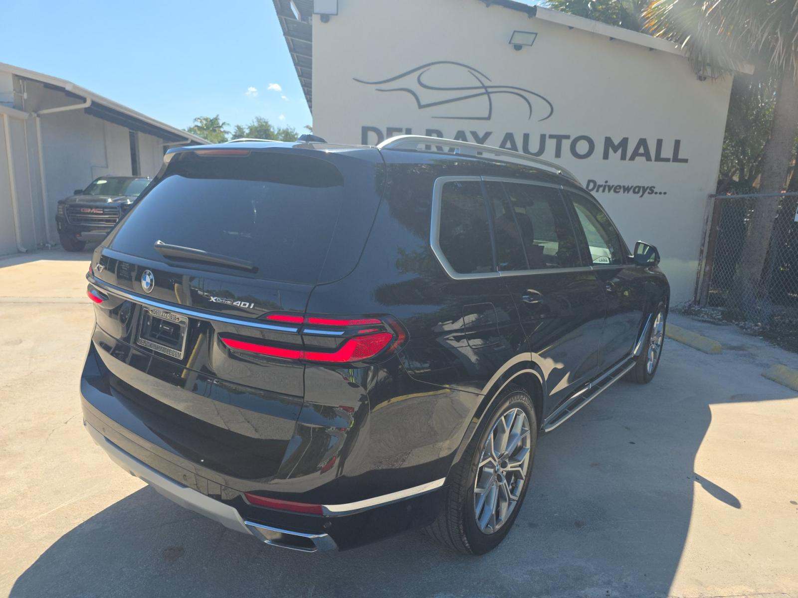 2026 BMW X7 xDrive40i AWD