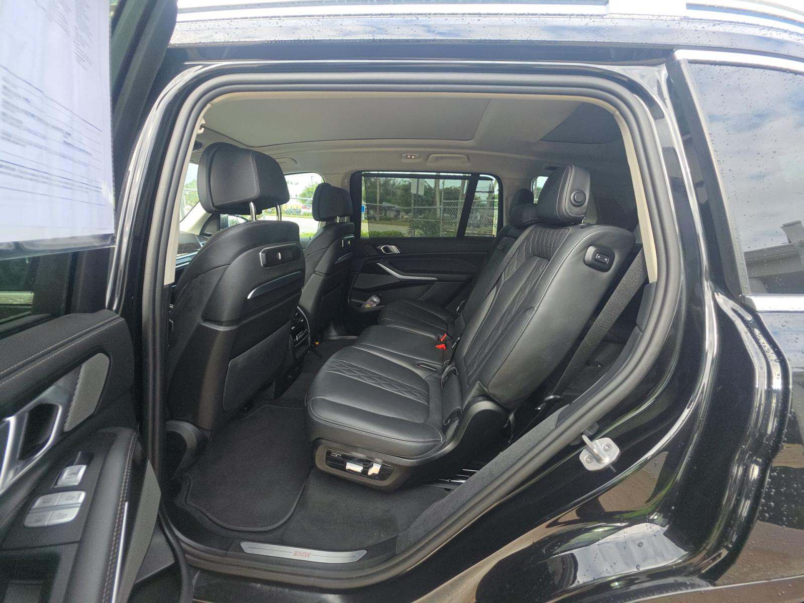 2025 BMW X7 xDrive40i AWD