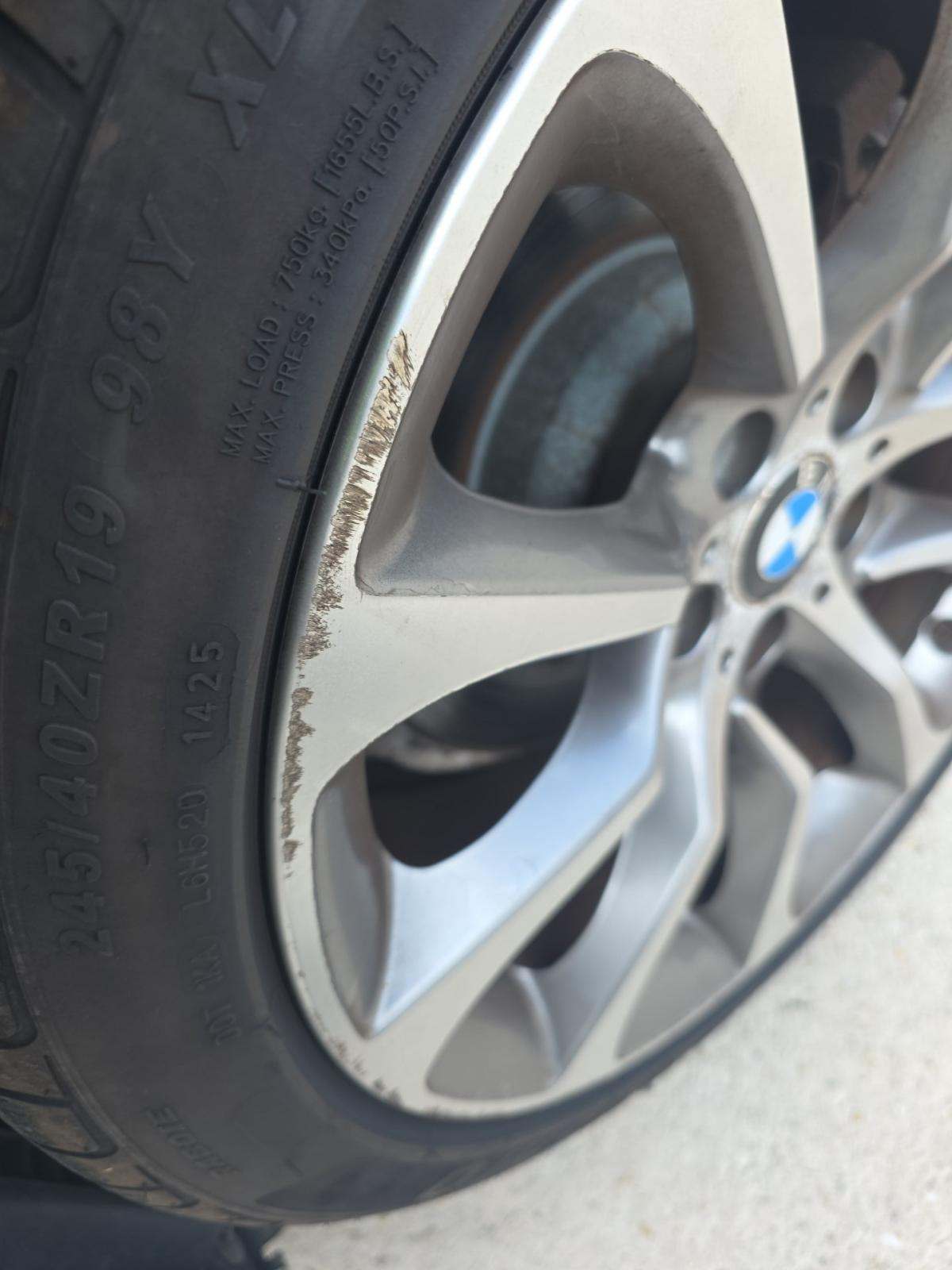 2016 BMW 5 Series 528i xDrive AWD