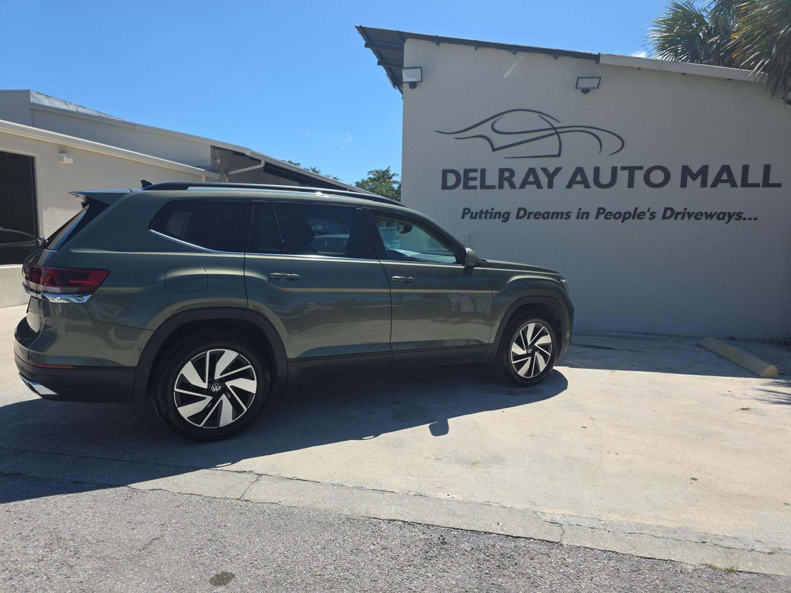2026 Volkswagen Atlas 2.0T SE FWD