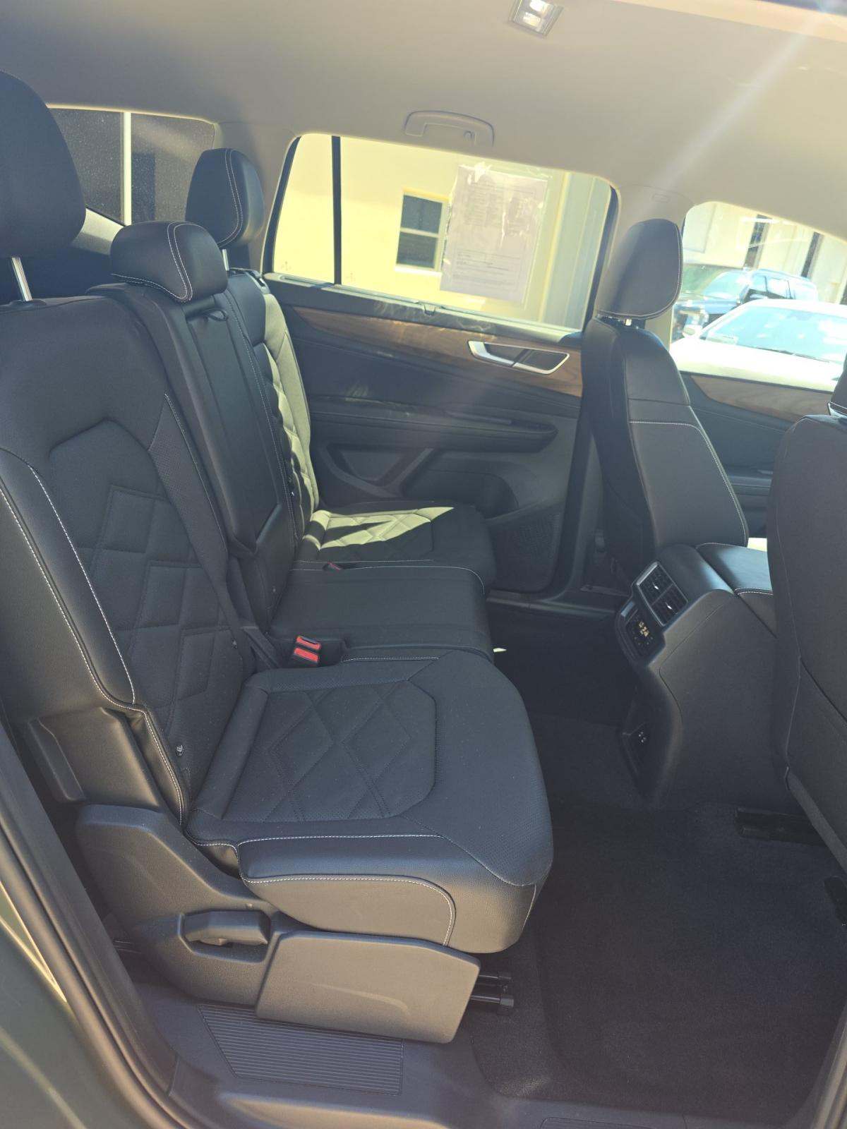 2026 Volkswagen Atlas 2.0T SE FWD