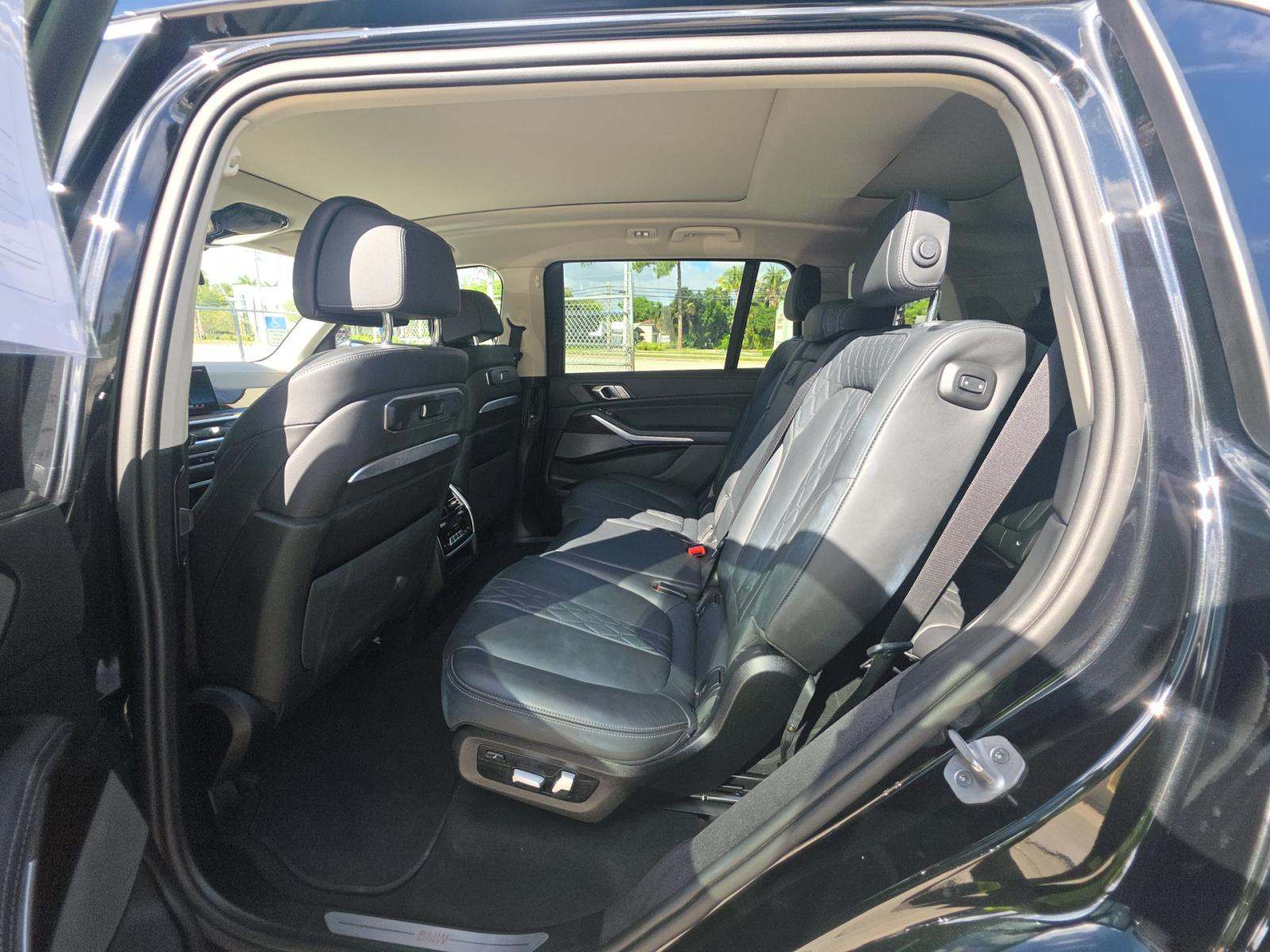 2026 BMW X7 xDrive40i AWD
