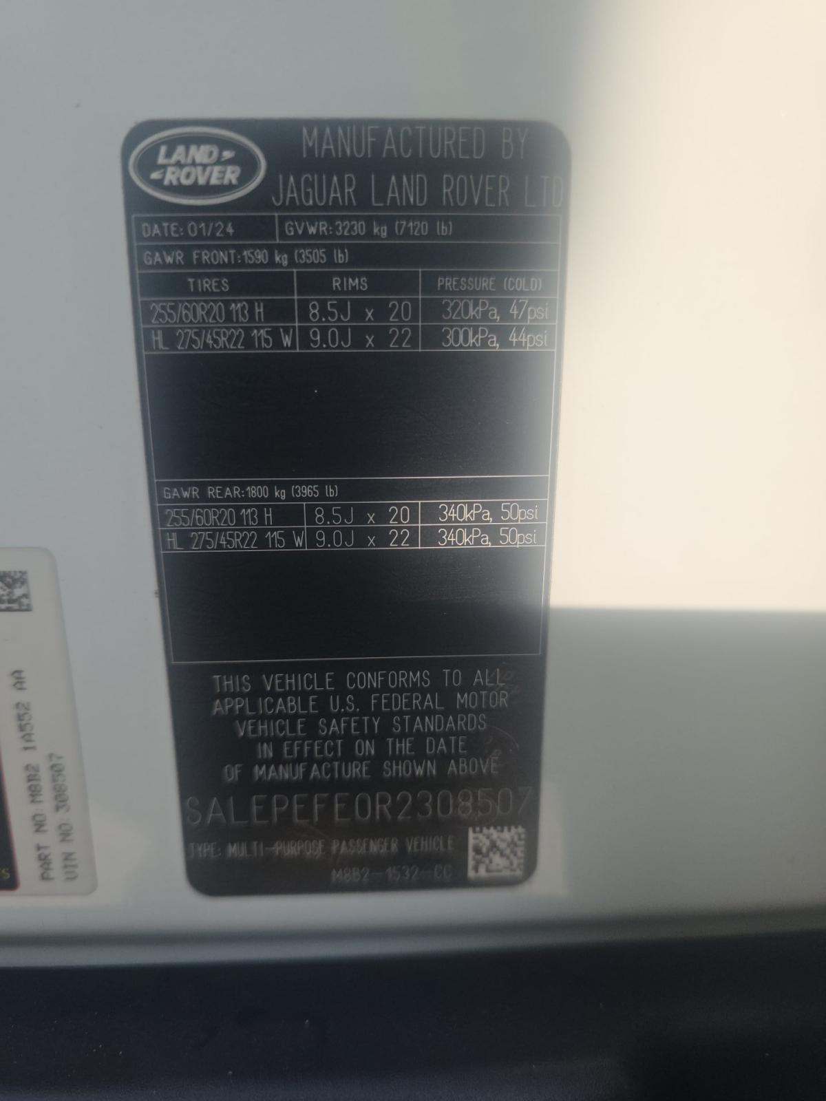 2024 Land Rover Defender 110 SE AWD