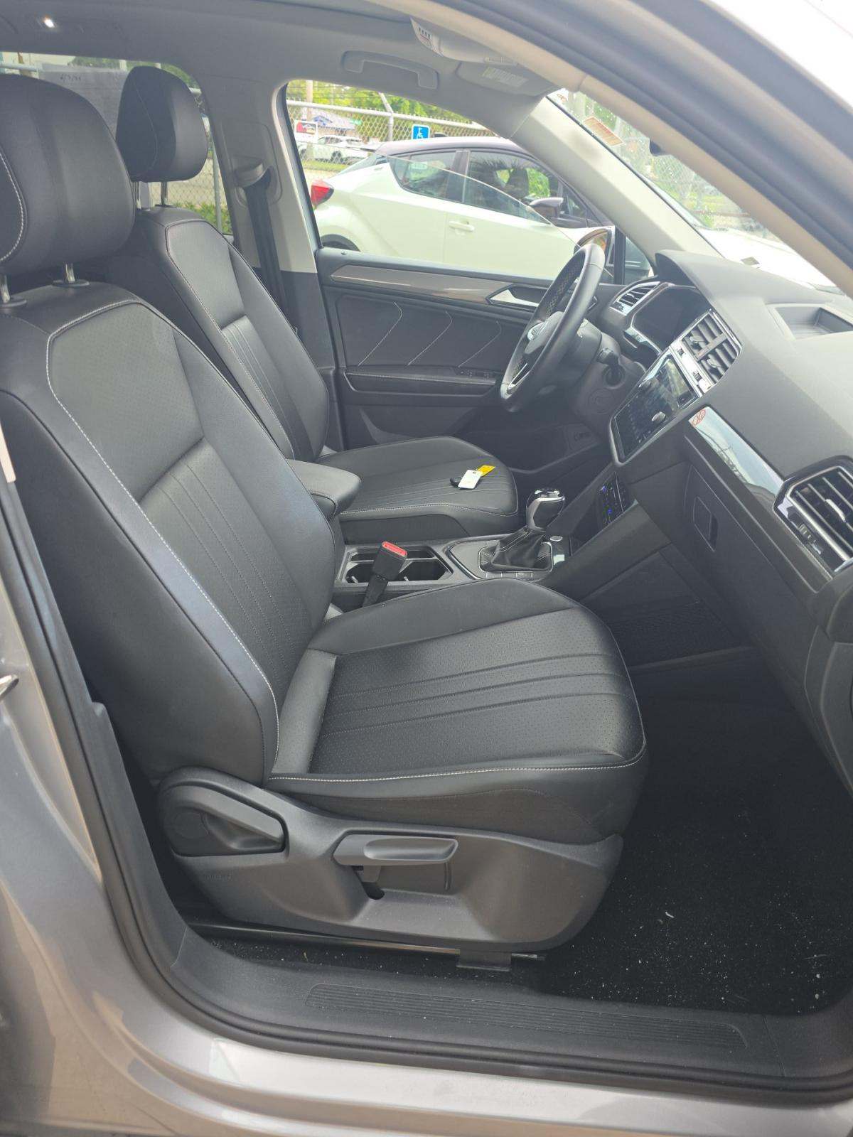 2024 Volkswagen Tiguan 2.0T SE FWD
