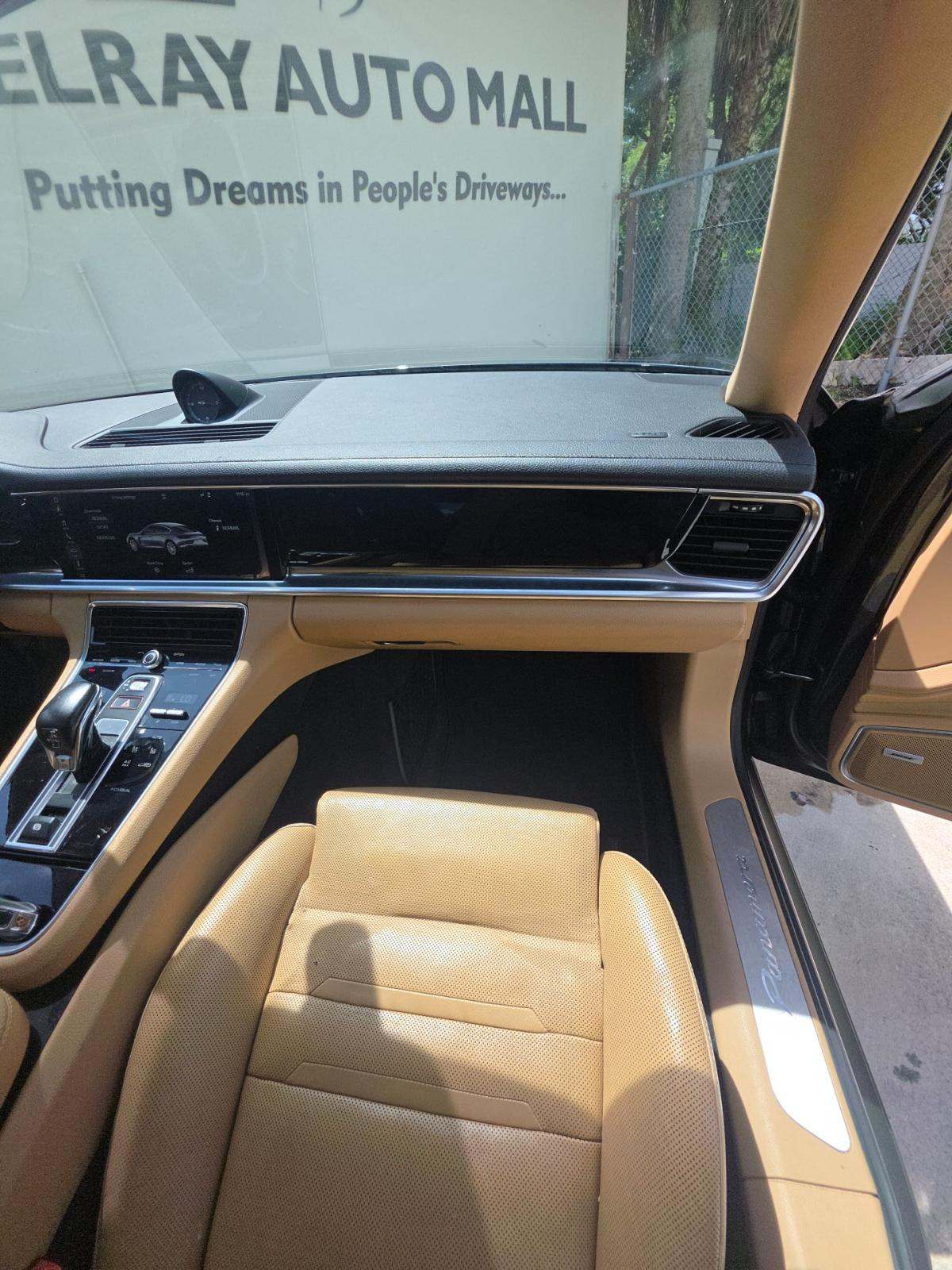 2020 Porsche Panamera Base RWD
