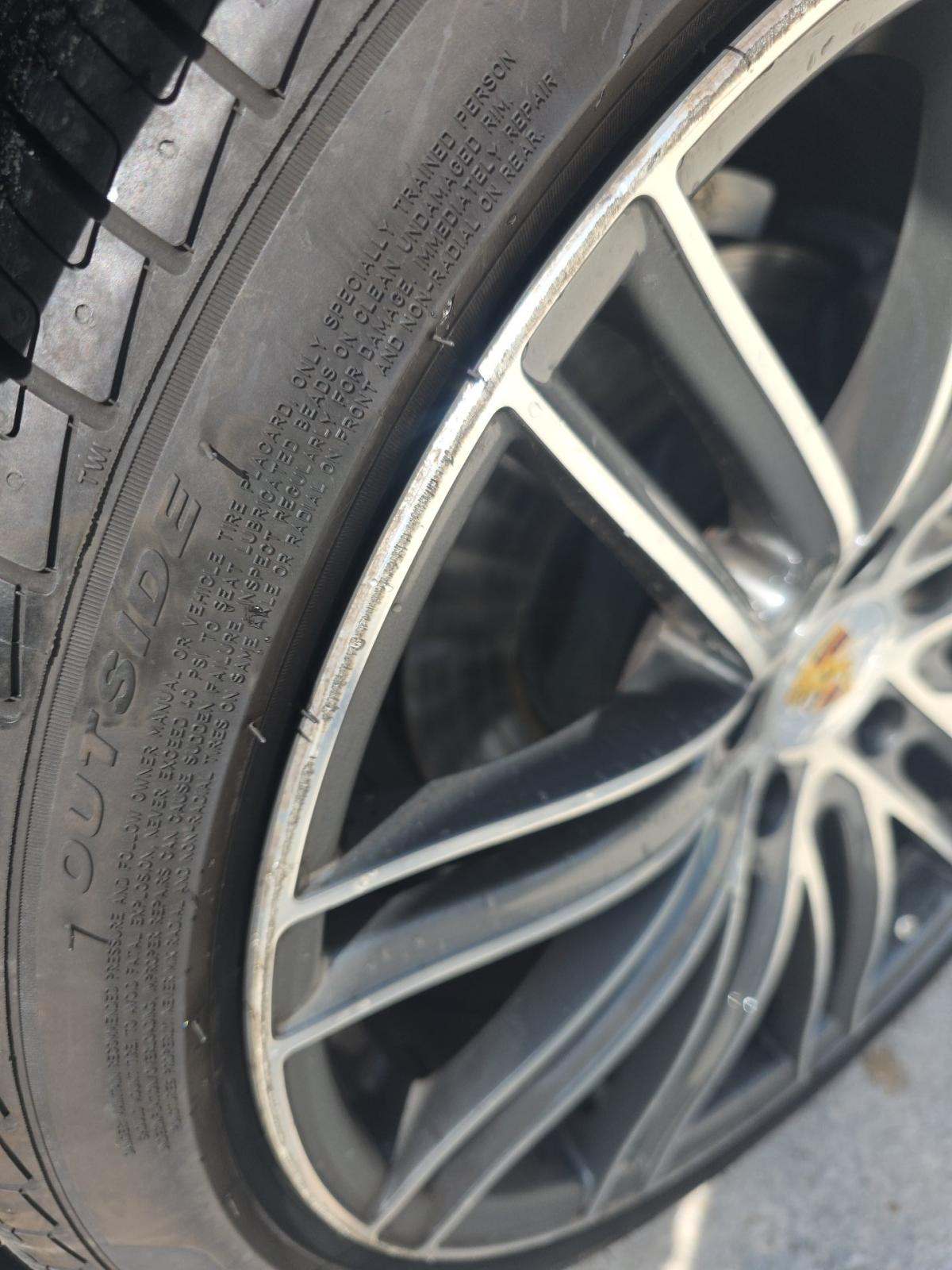 2020 Porsche Panamera Base RWD