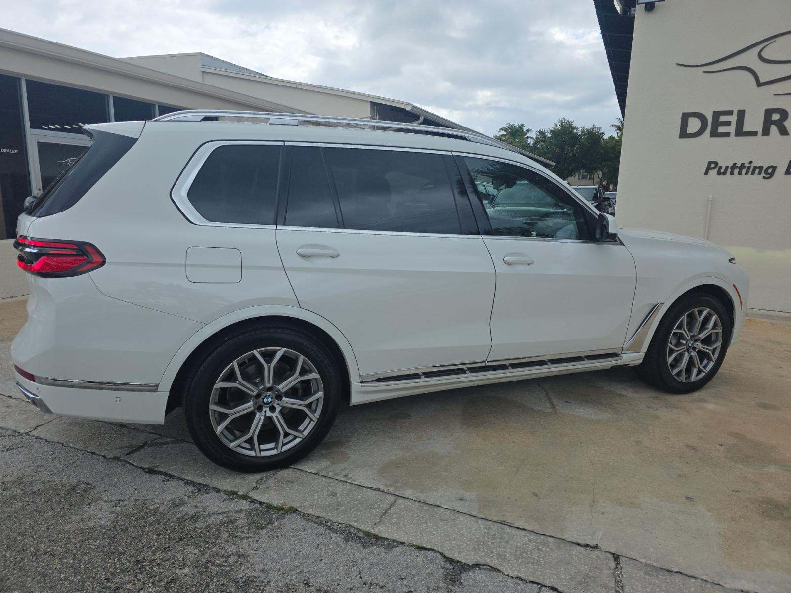 2026 BMW X7 xDrive40i AWD