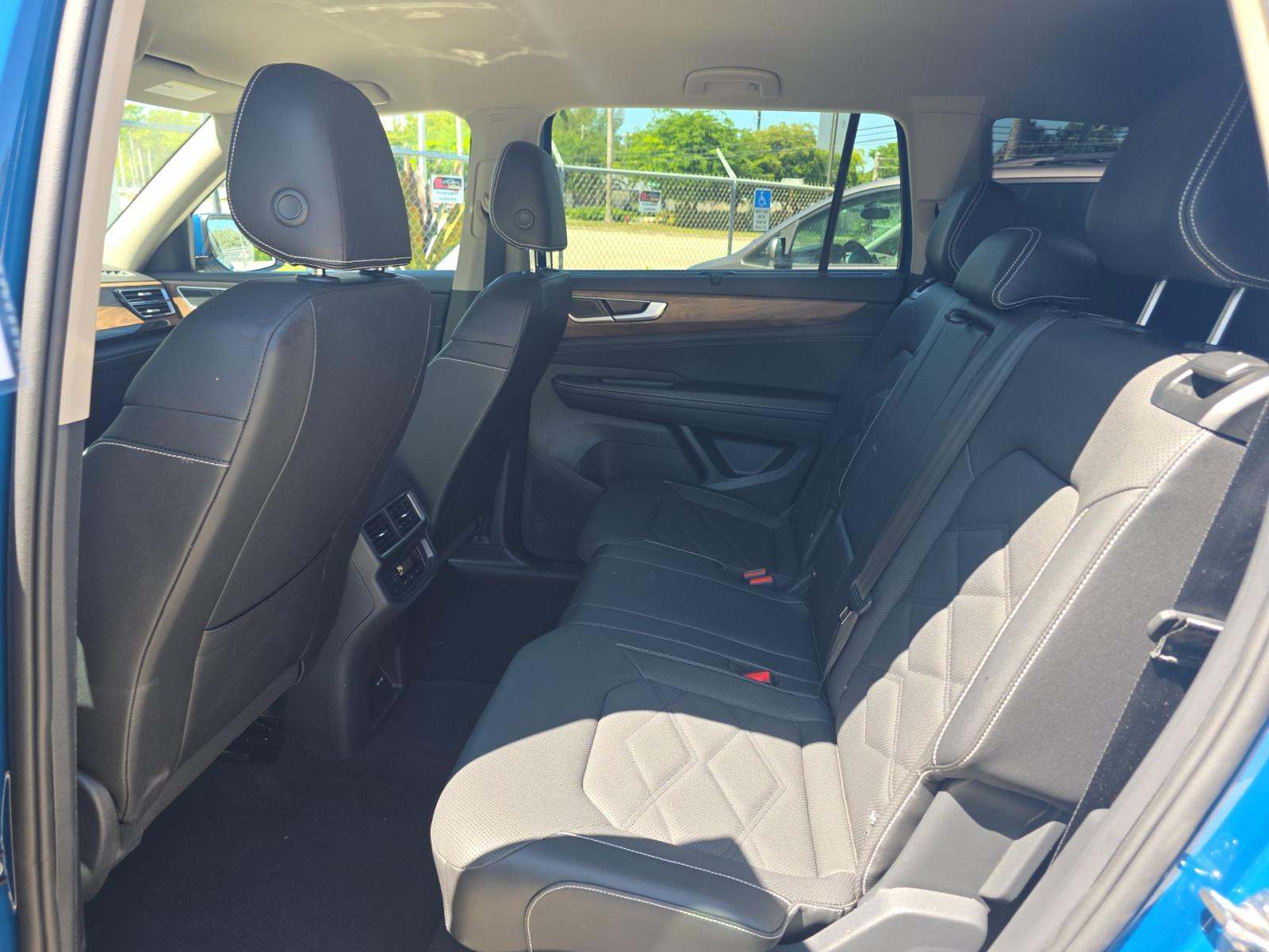 2026 Volkswagen Atlas 2.0T SE FWD