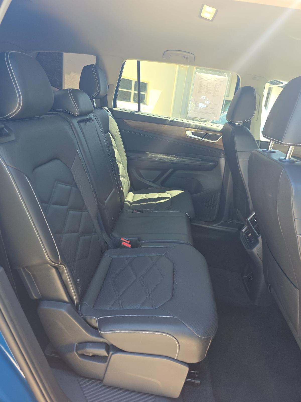 2026 Volkswagen Atlas 2.0T SE FWD