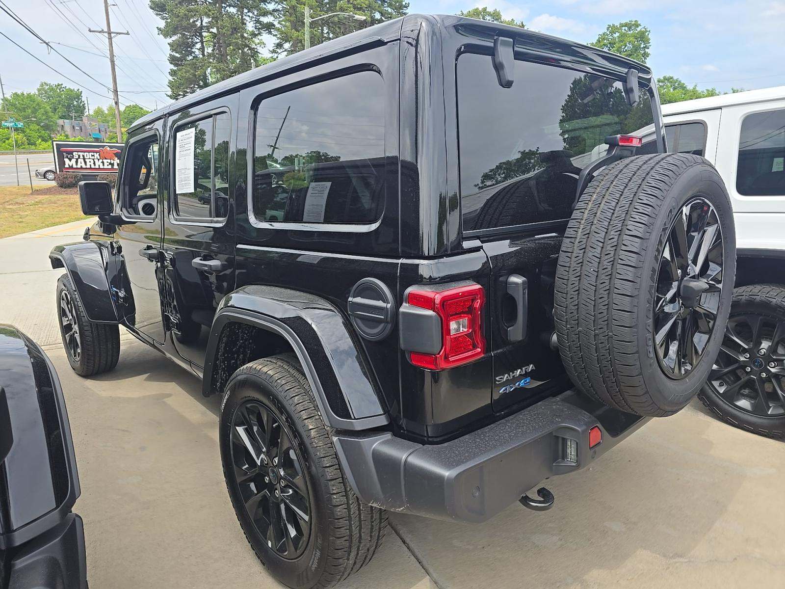 2025 Jeep Wrangler 4xe Sahara AWD