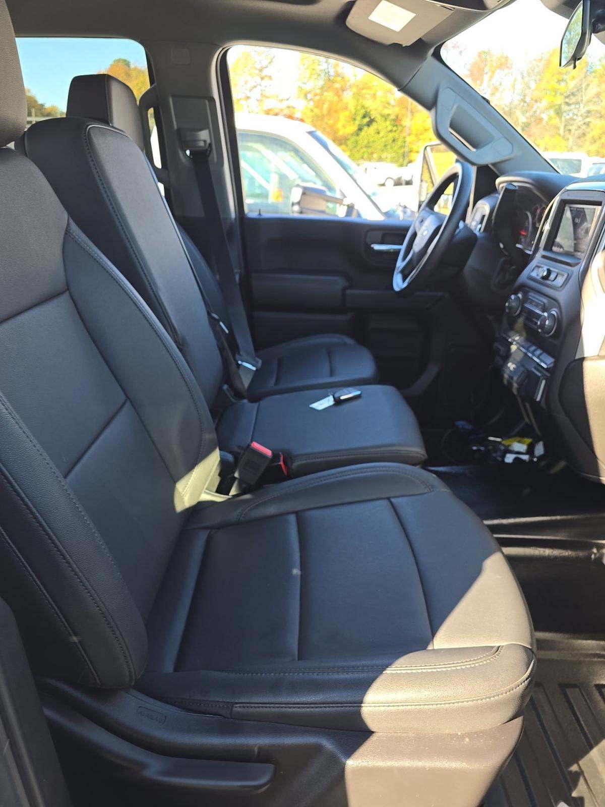 2024 Chevrolet Silverado 3500HD Work Truck RWD