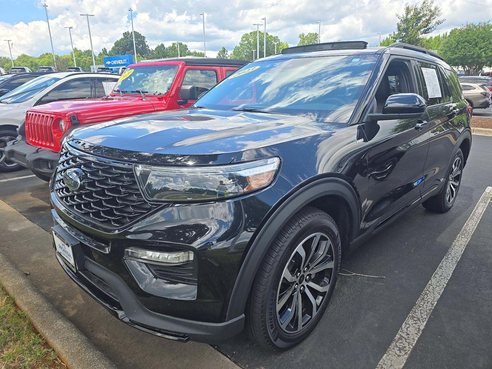 2023 Ford Explorer ST-Line AWD