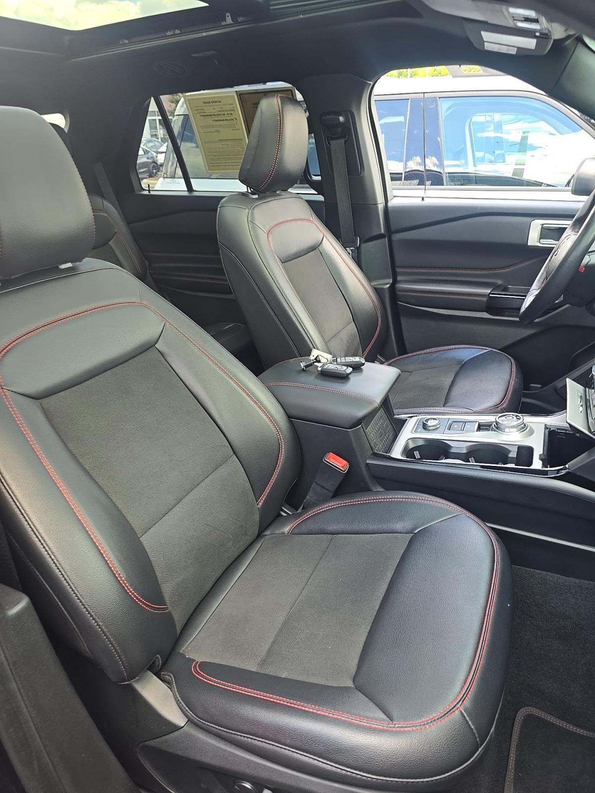 2023 Ford Explorer ST-Line AWD