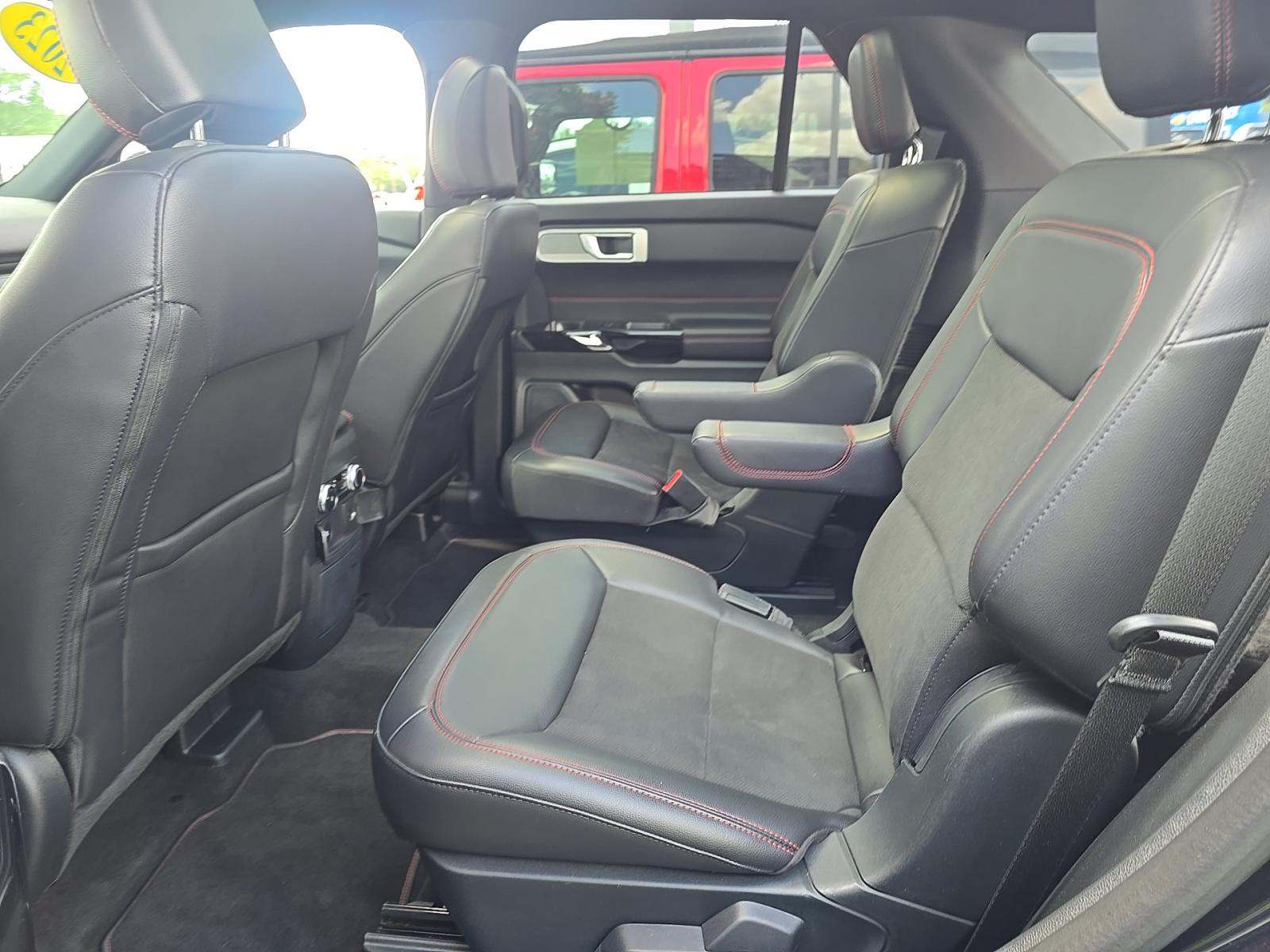 2023 Ford Explorer ST-Line AWD