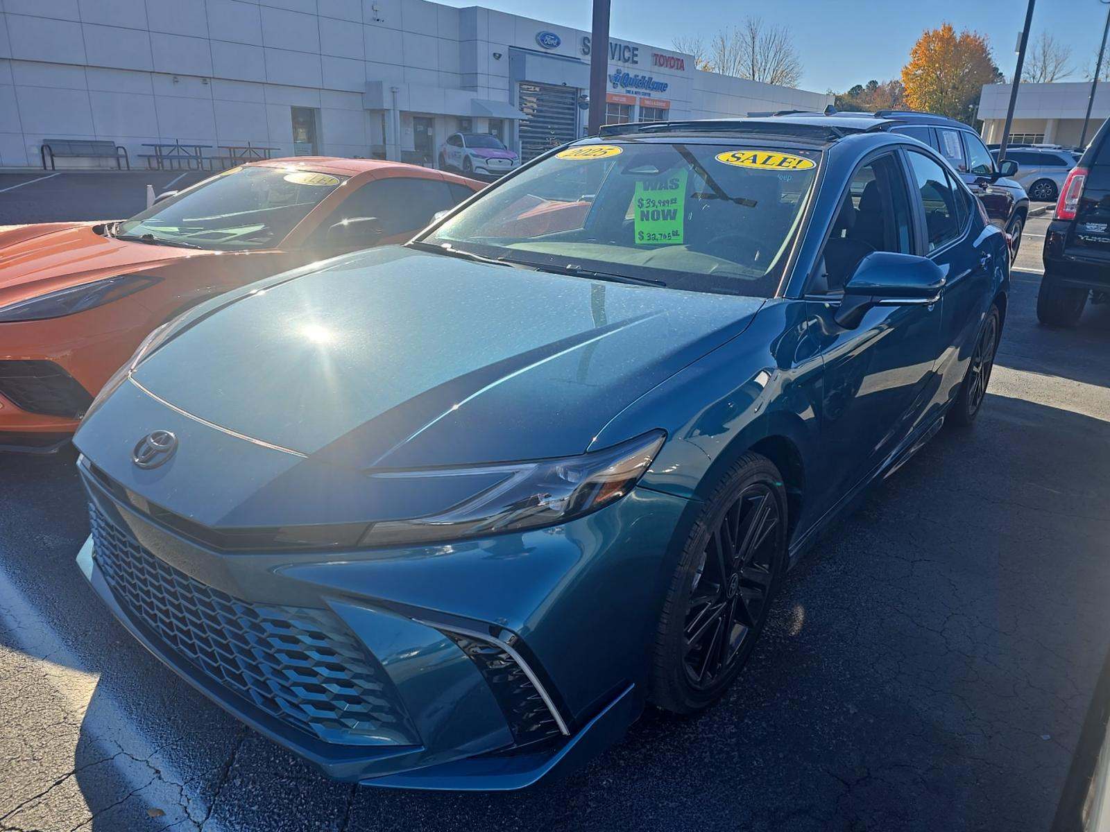 2025 Toyota Camry XSE FWD