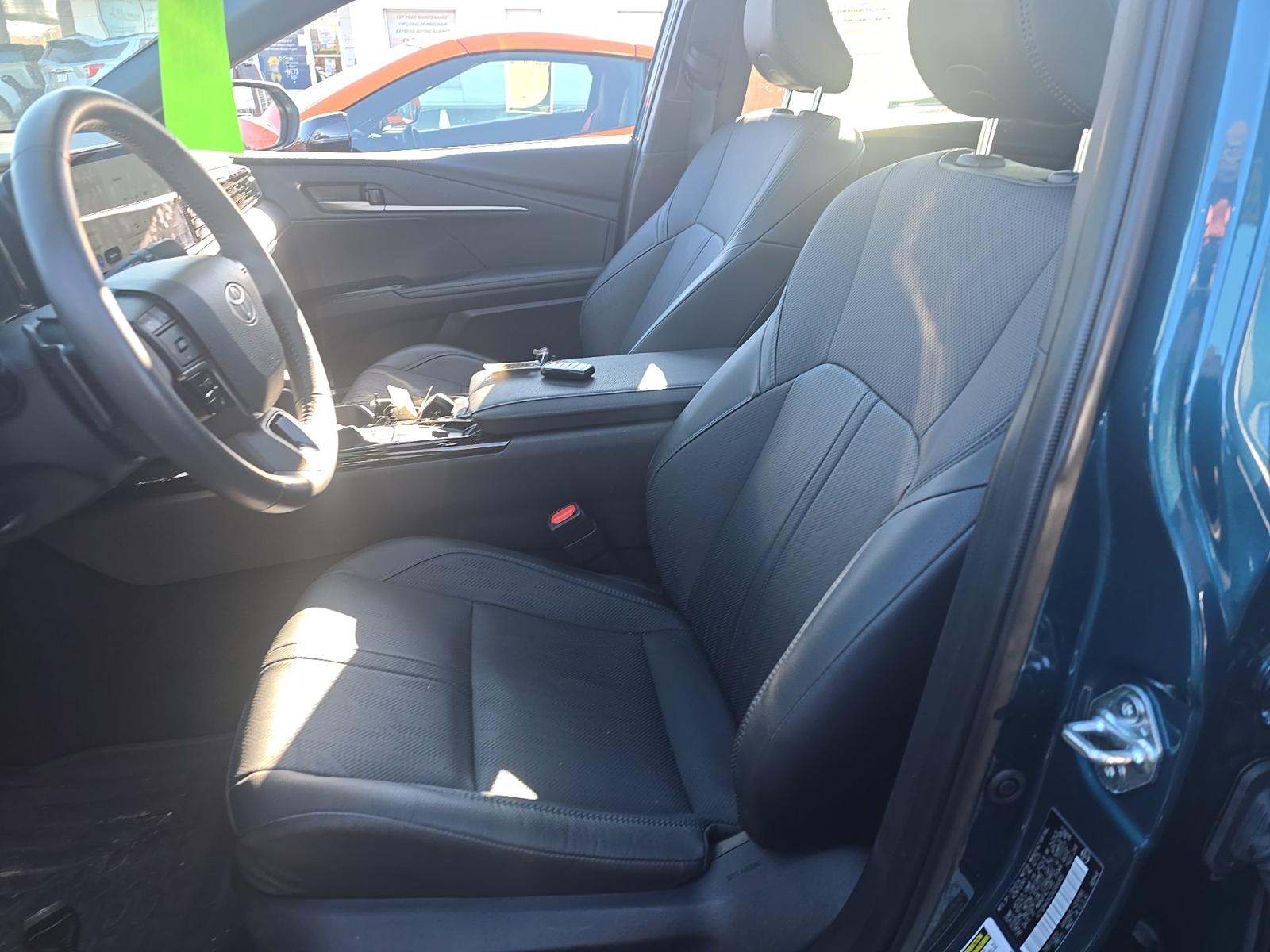 2025 Toyota Camry XSE FWD