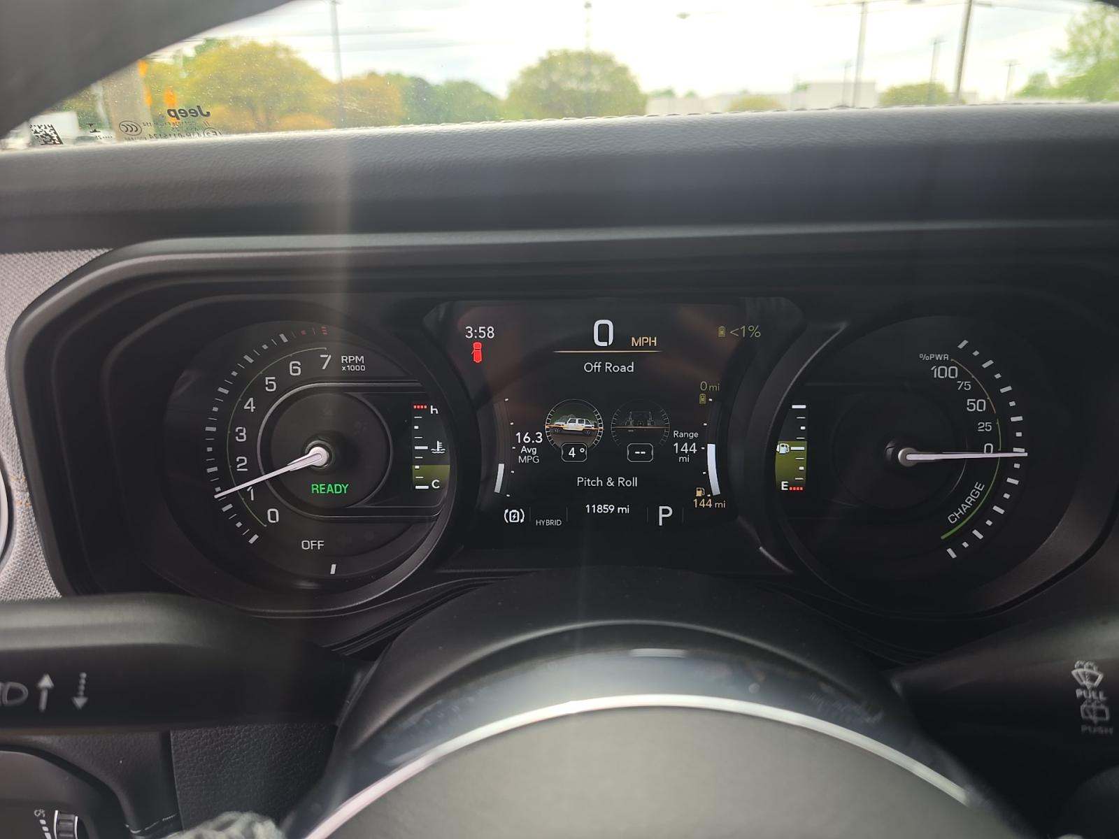 JEEP 4XE BACKCOUNTRY - 9