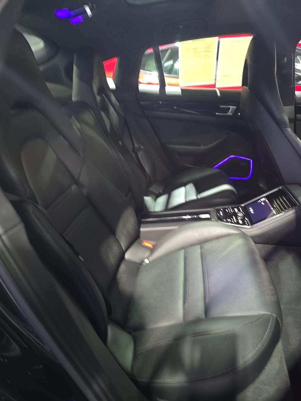 2022 Porsche Panamera Base RWD