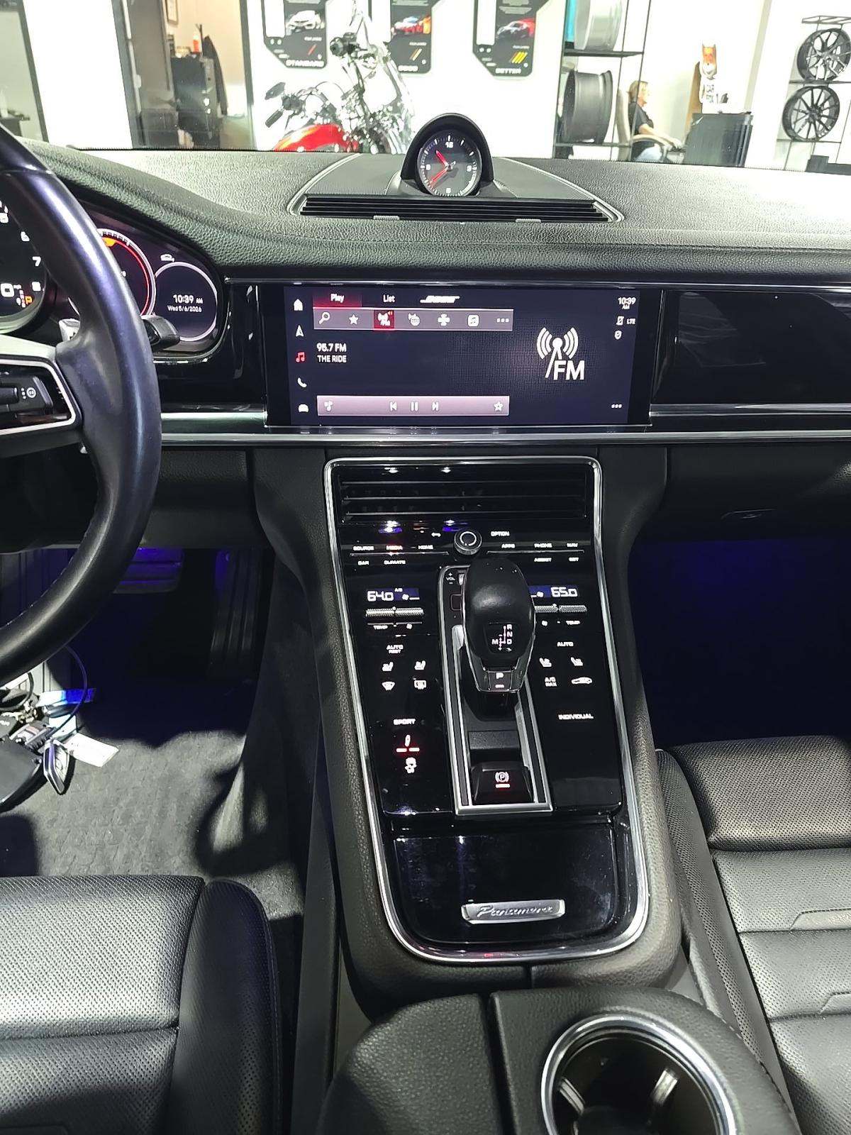 2022 Porsche Panamera Base RWD