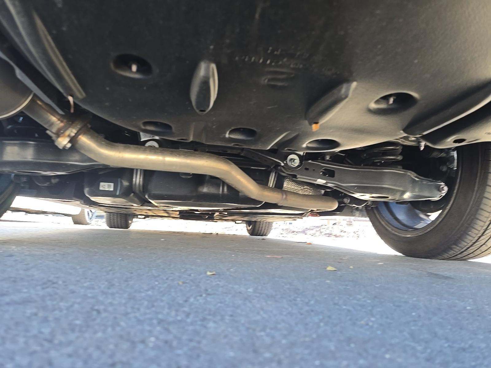 2025 Toyota Camry SE FWD