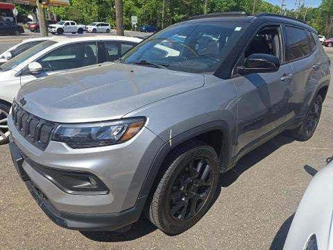 JEEP LATITUDE ALTITUDE EDITION - 1