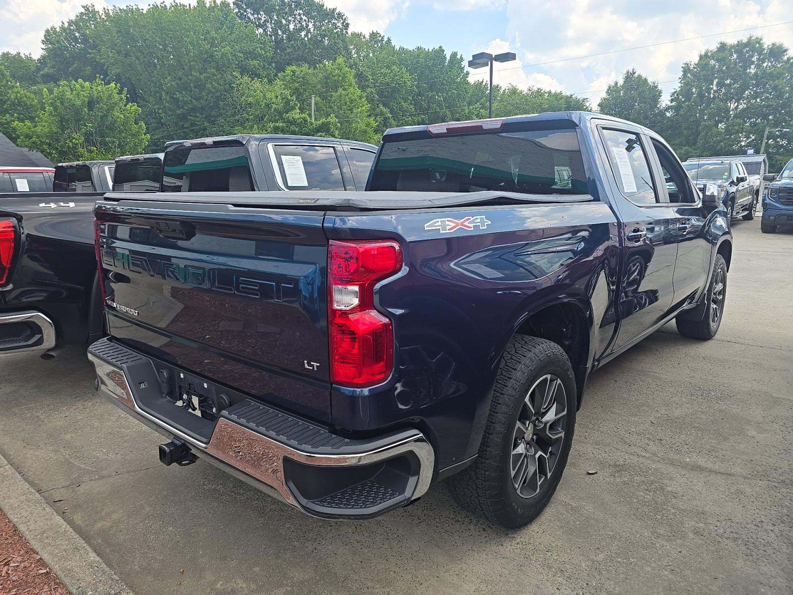2023 Chevrolet Silverado 1500 LT AWD