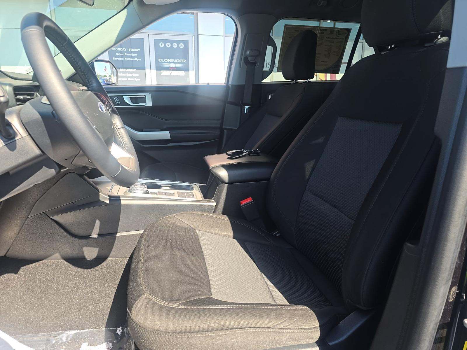 FORD EXPLORER - 6