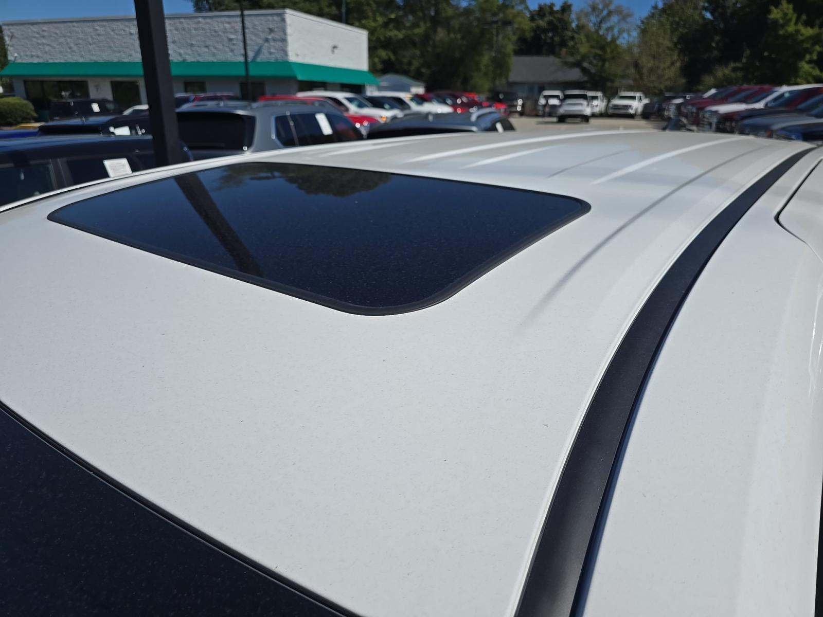 2025 Toyota Sienna XSE FWD